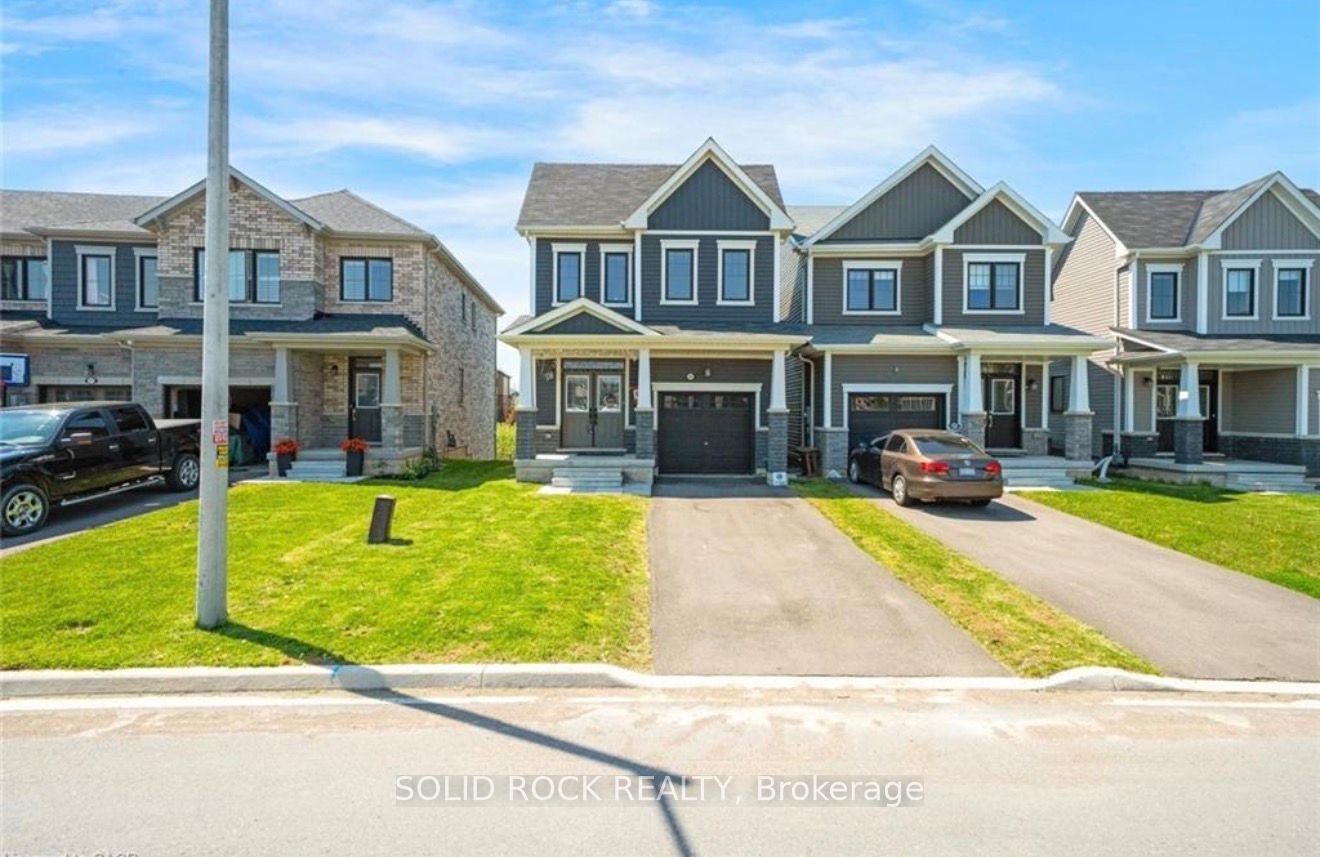 305 Vanilla Trail, Thorold, ON L2V 0K8 photo 2