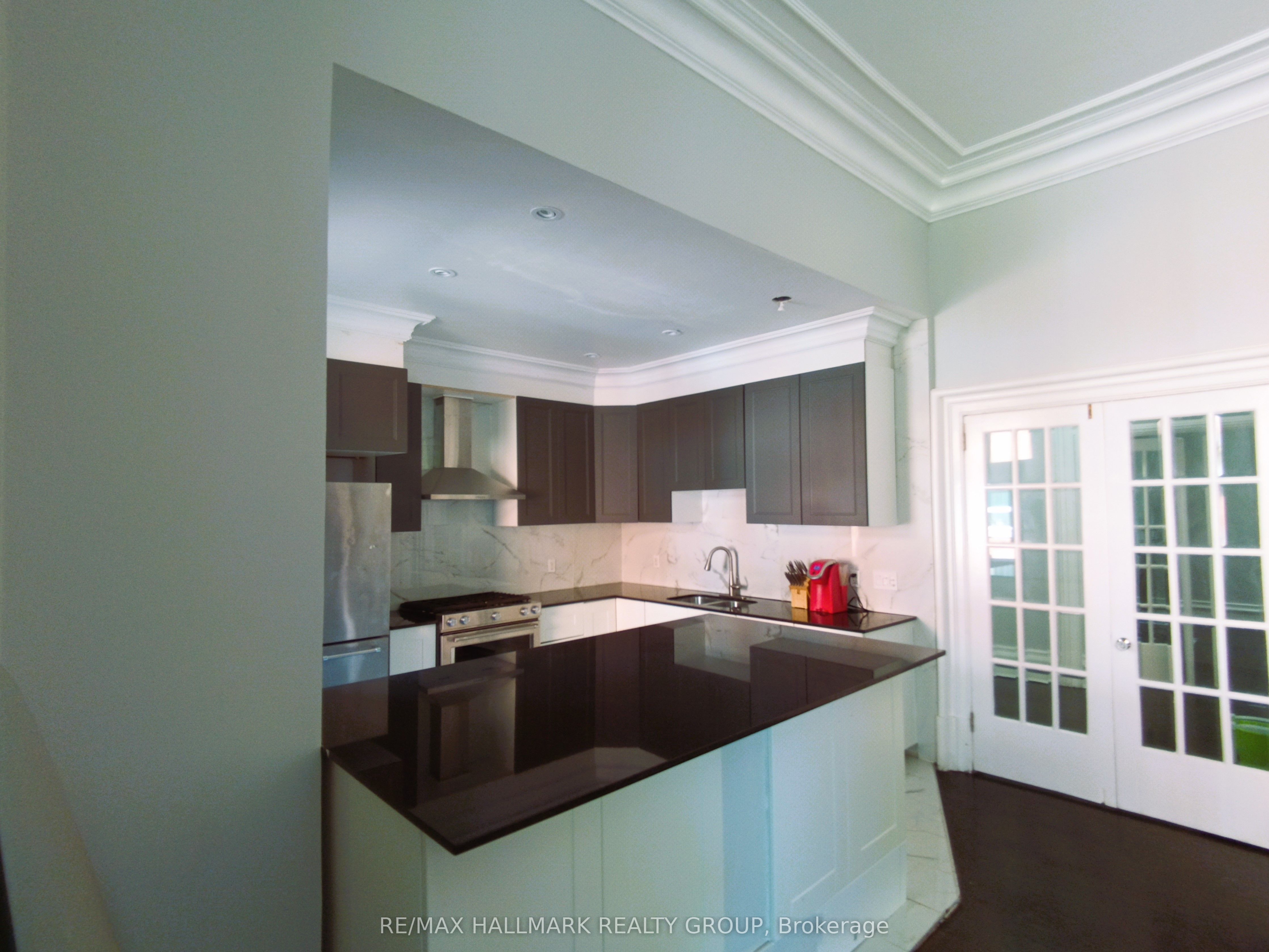460 Wilbrod Street, Lower Town - Sandy Hill, ON K1N 6M8 photo 4