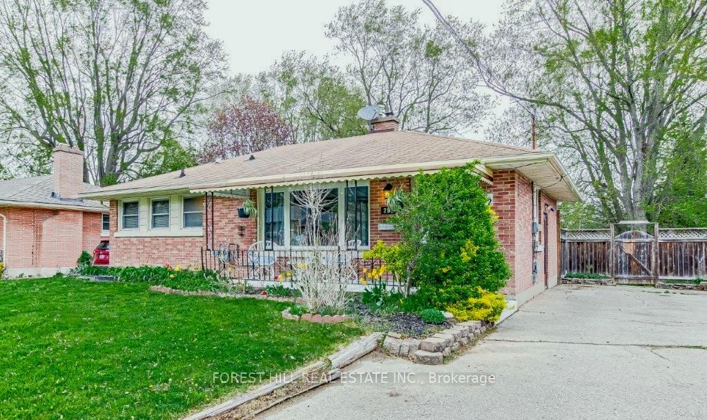 292 Griffith Street, London South, ON N6K 2R6