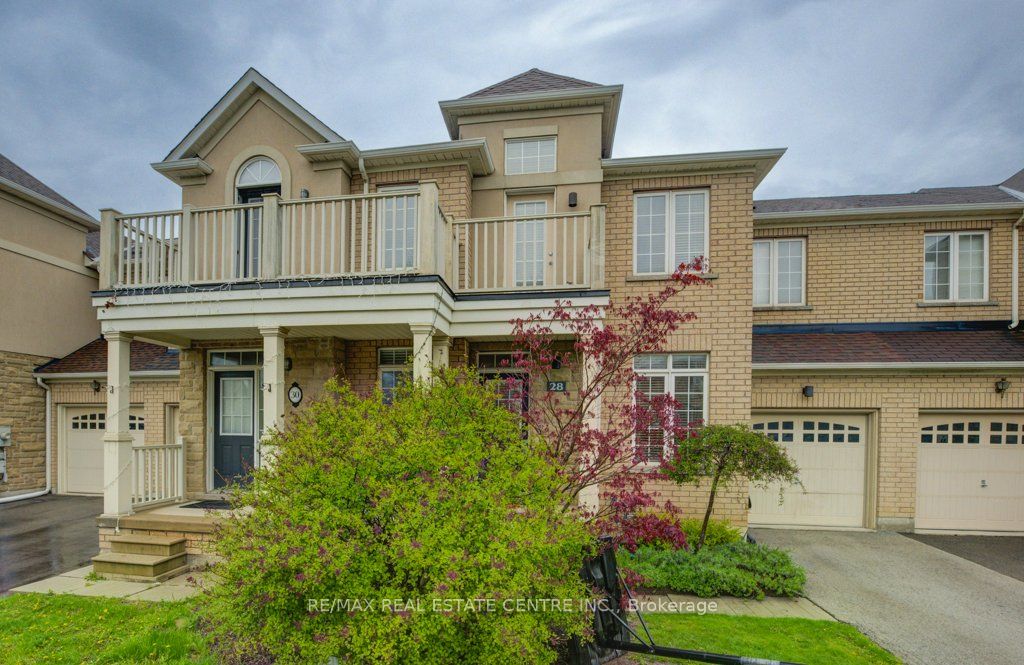 28 Glendarling Crescent, Hamilton, ON L8E 0A9 photo 2