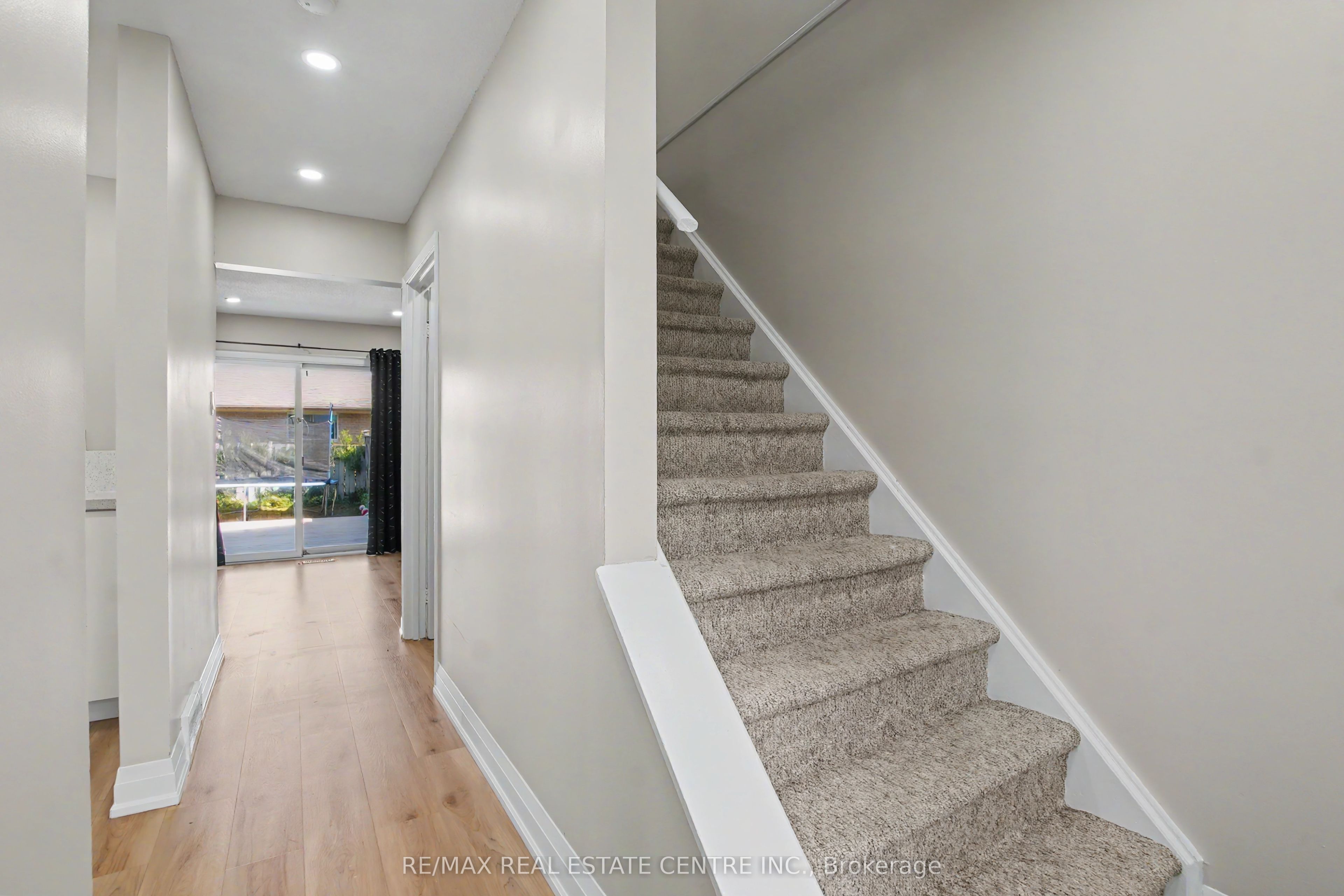 4 Seaforth Court, London East, ON N5V 3L1 photo 5