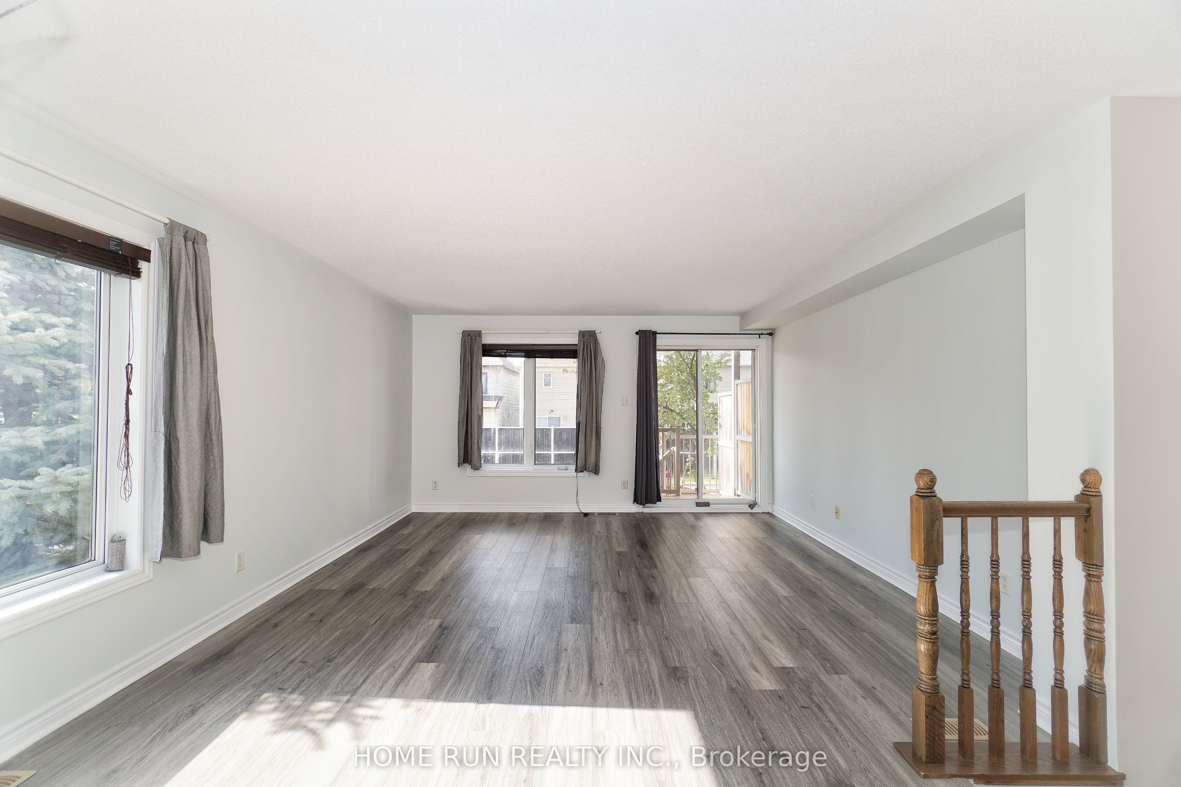 613 Chapman Mills Drive B, Barrhaven, ON K2J 5T1 photo 2