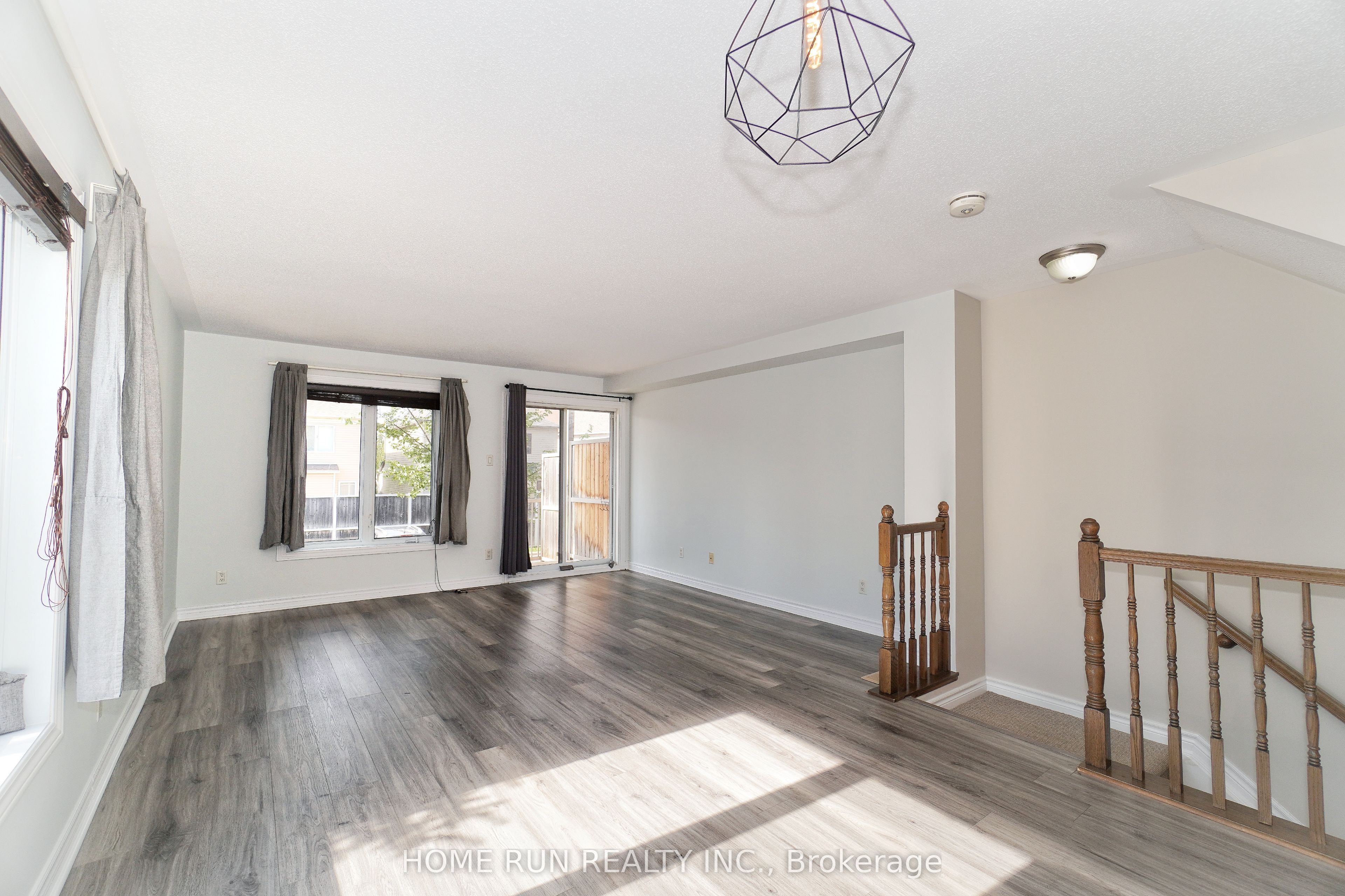 613 Chapman Mills Drive B, Barrhaven, ON K2J 5T1 photo 4