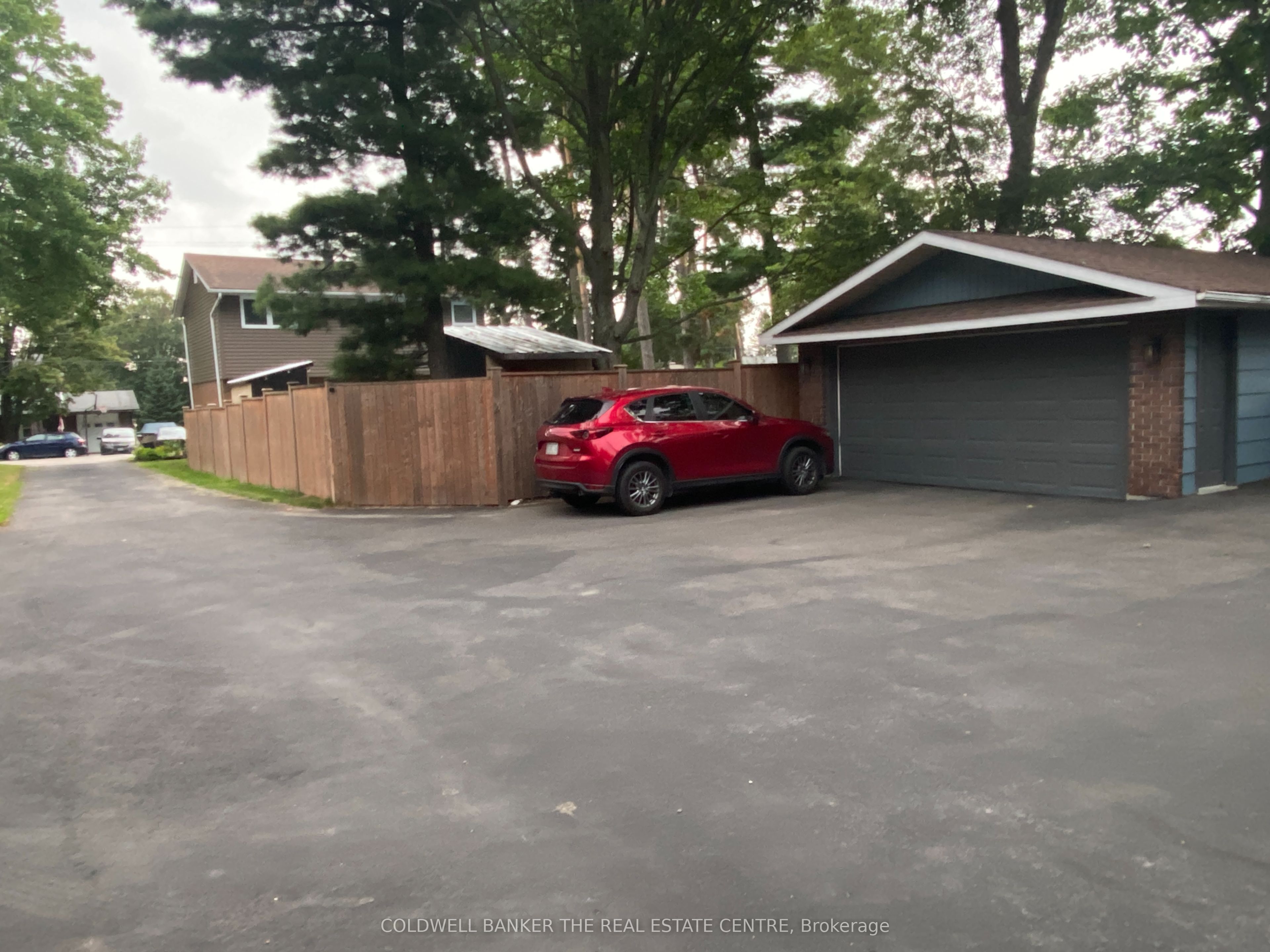227 Parsons Avenue, North Bay, ON P1A 1T1 photo 3