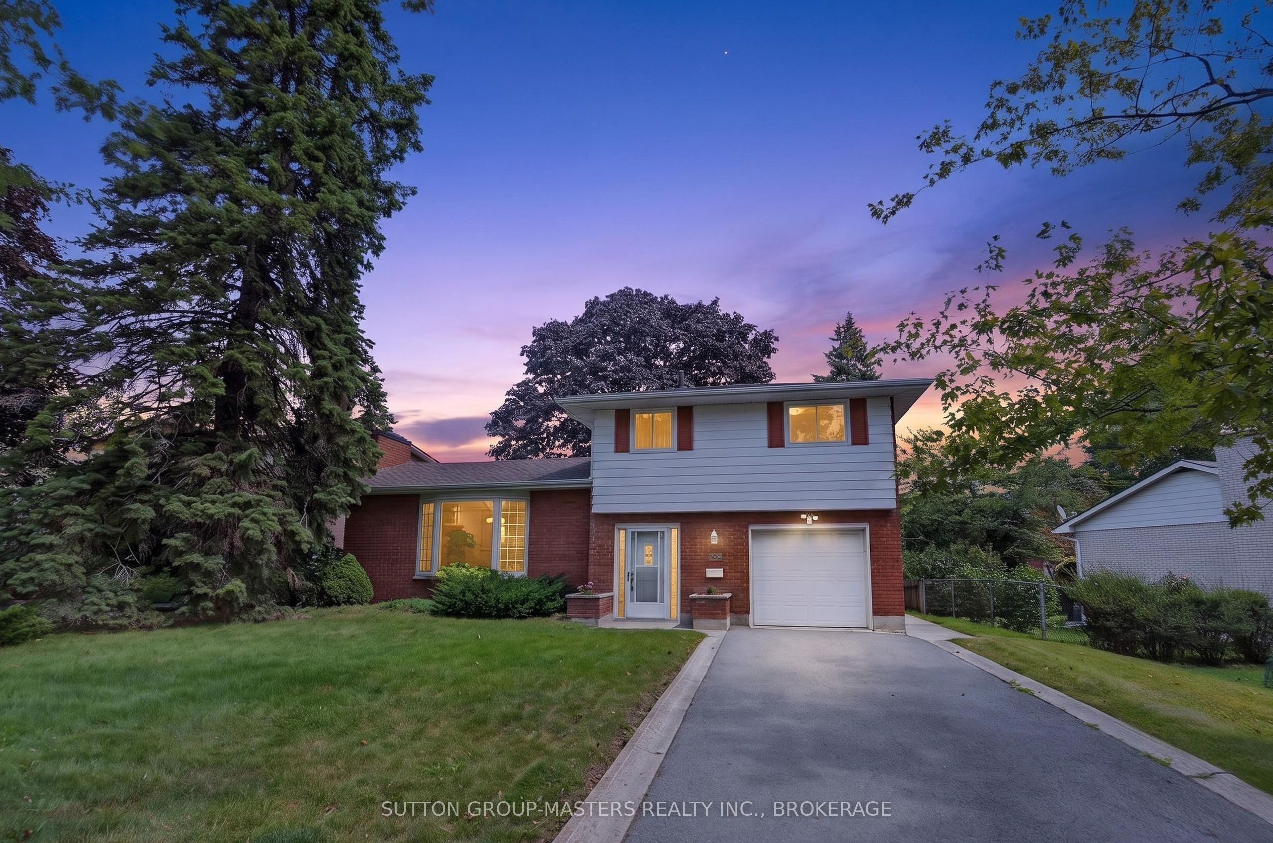 197 Norman Rogers Drive, Kingston, ON K7M 2R5