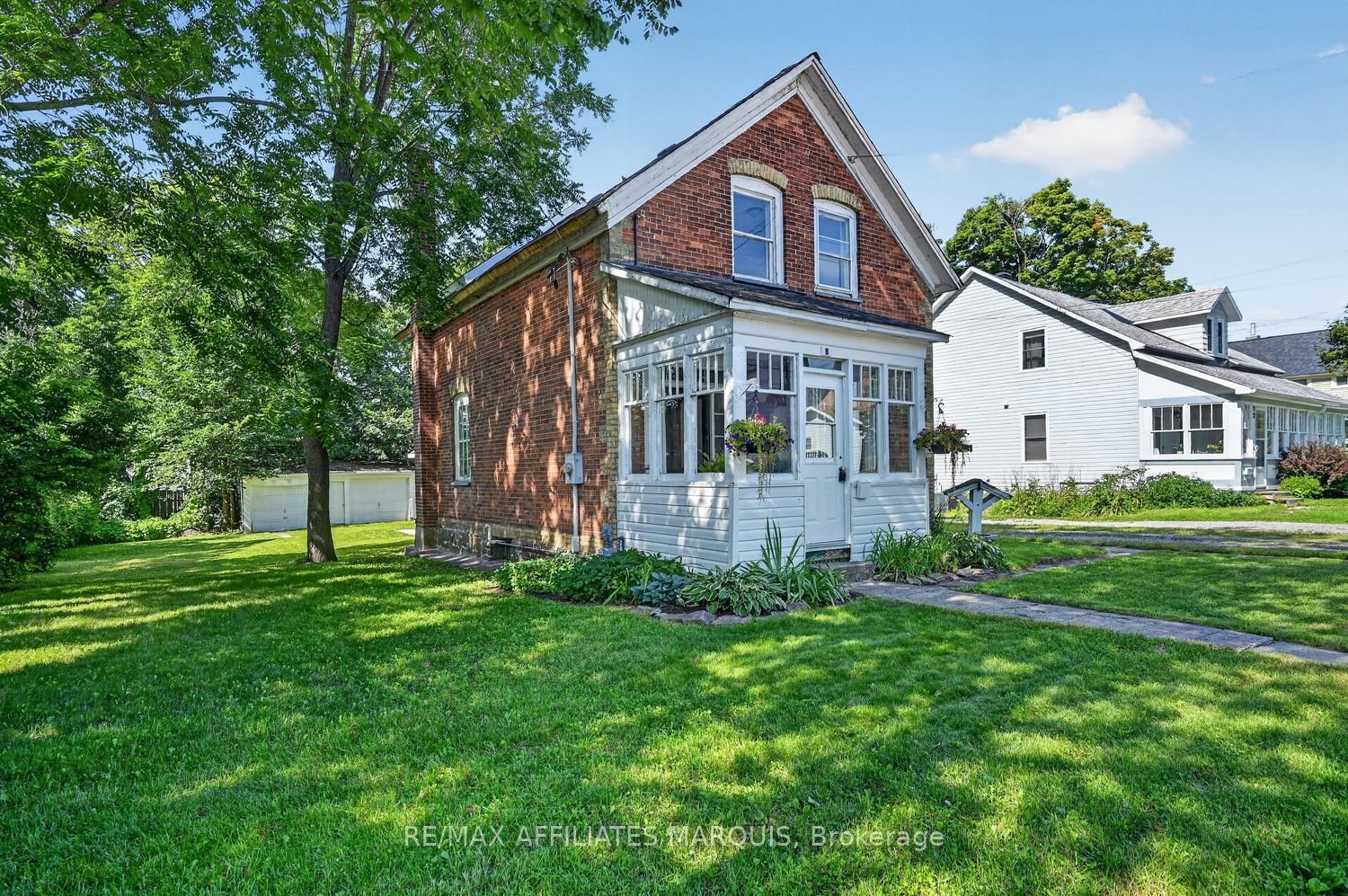 8 Mcgill Street N, Smiths Falls, ON K7A 2J2 photo 3