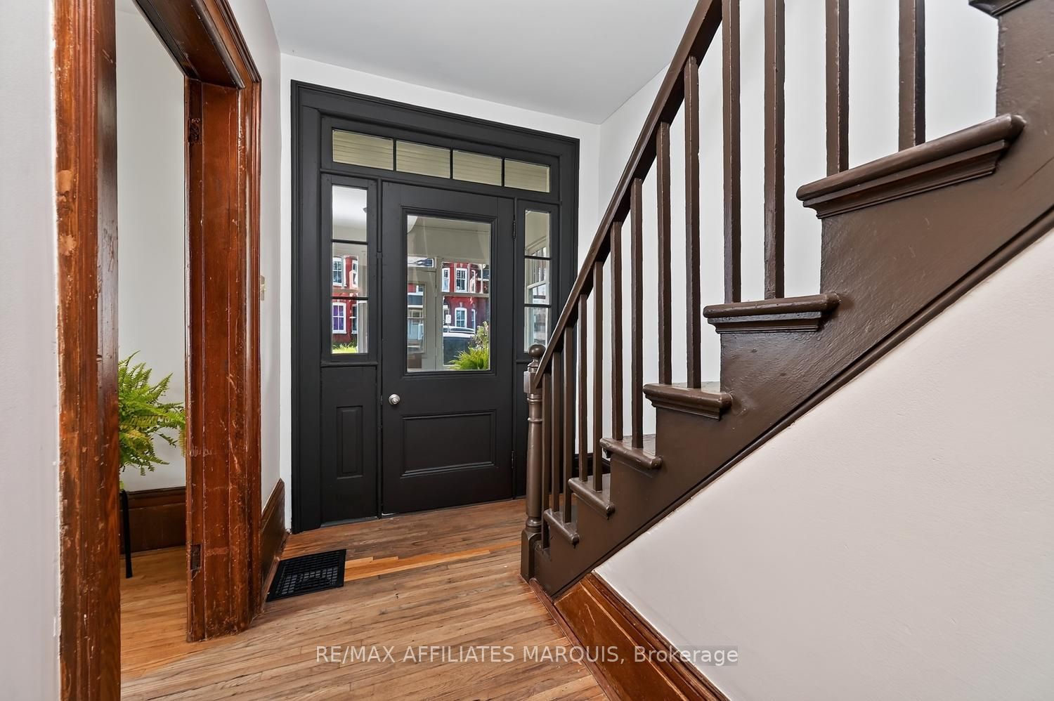8 Mcgill Street N, Smiths Falls, ON K7A 2J2 photo 5