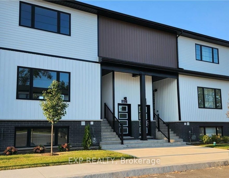 4263 Fourth Avenue 222, Niagara Falls, ON L2E 0C2