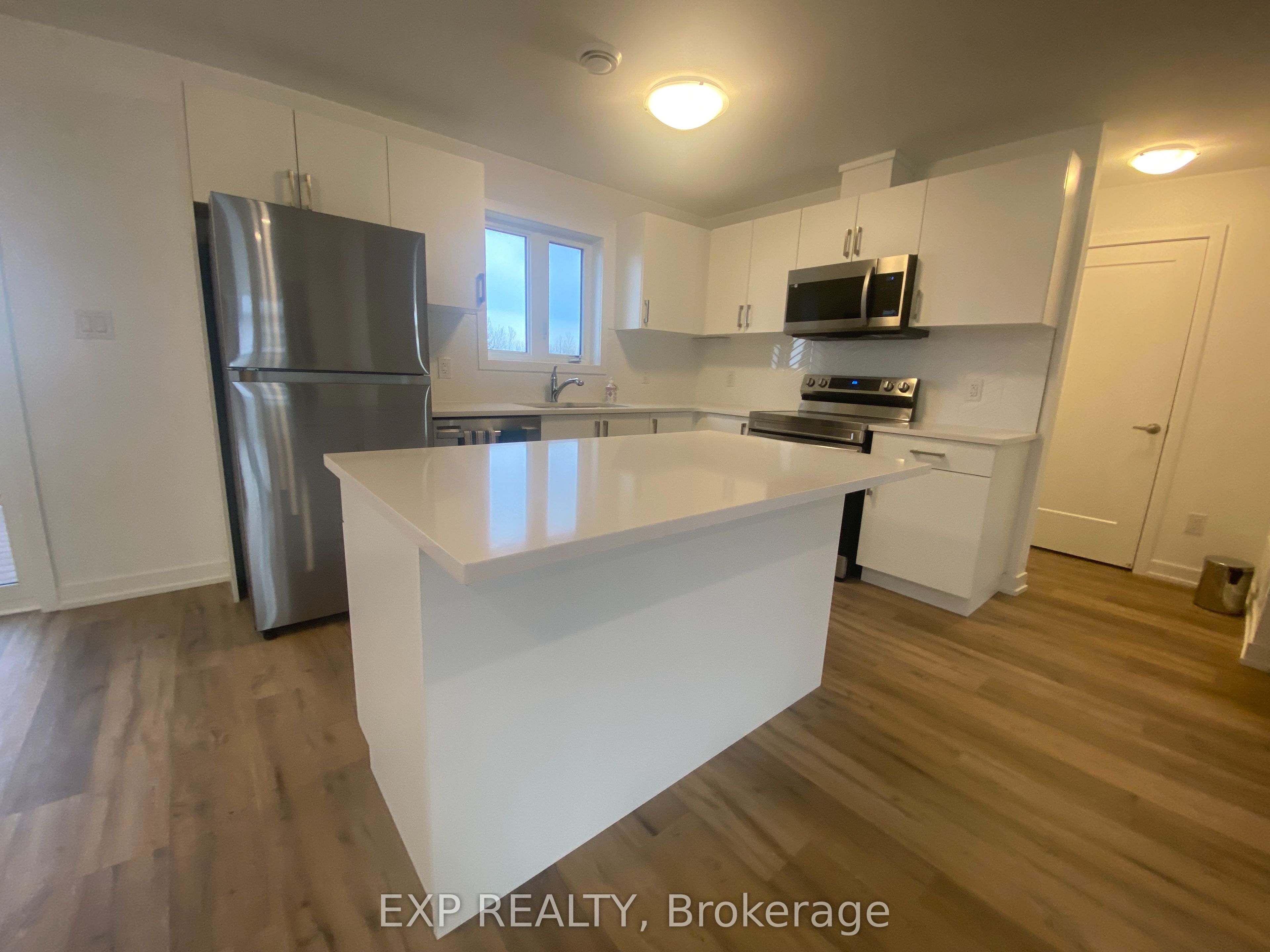 4263 Fourth Avenue 222, Niagara Falls, ON L2E 0C2 photo 5