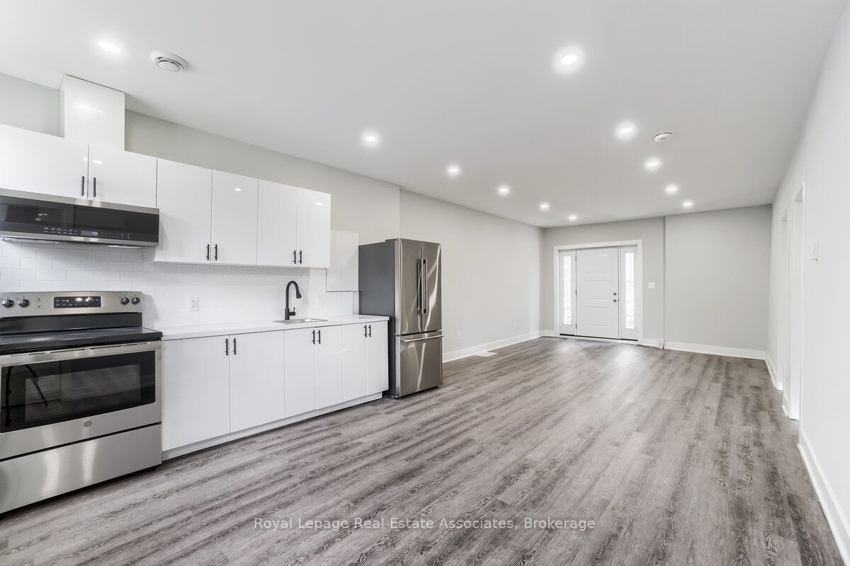 39 Welland Avenue 2, St. Catharines, ON L2R 2M4 photo 4