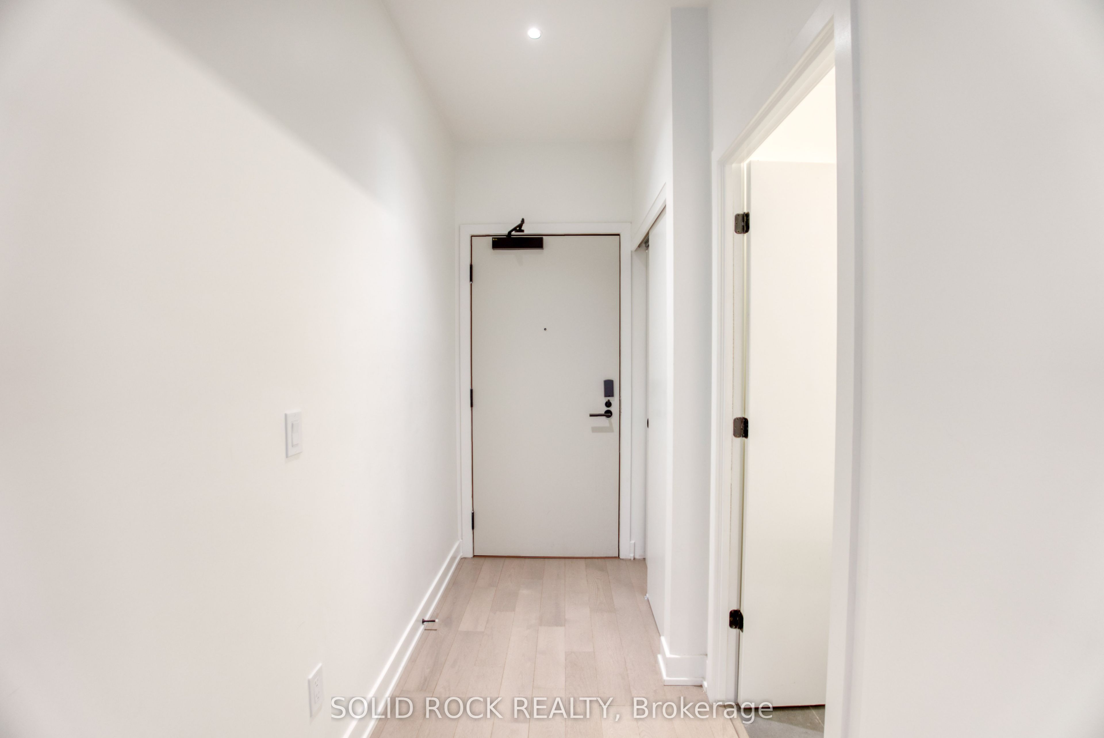 560 Rideau Street 306, Lower Town - Sandy Hill, ON K1N 5Z8 photo 4