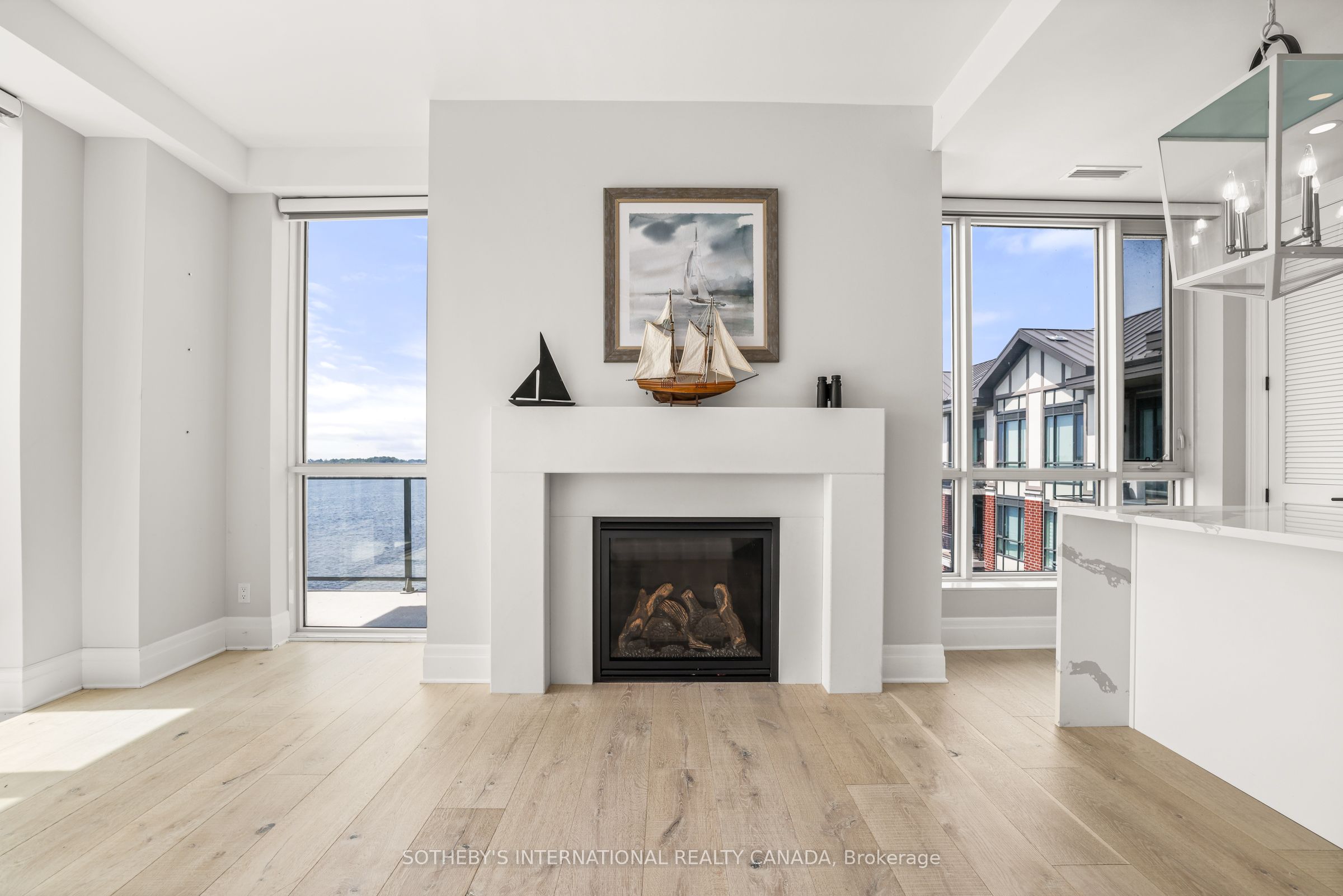 129A South Street 606, Gananoque, ON K7G 0A9 photo 3