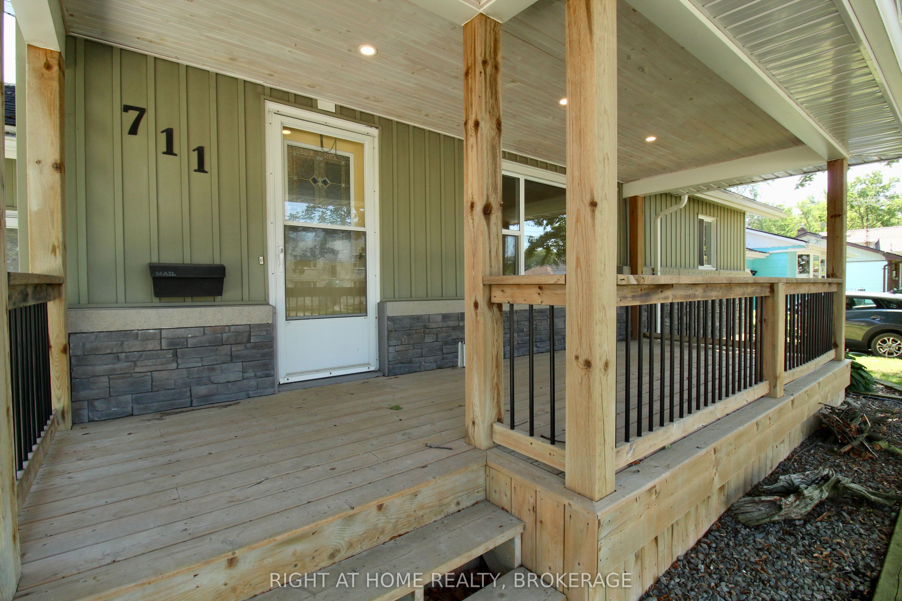 711 JOHN Street, Haldimand, ON N1A 2R4 photo 3
