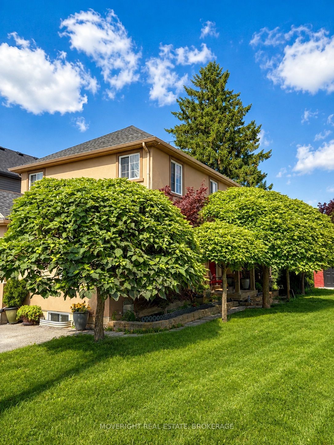 2 Leeson Street, St. Catharines, ON L2V 2R3 photo 3