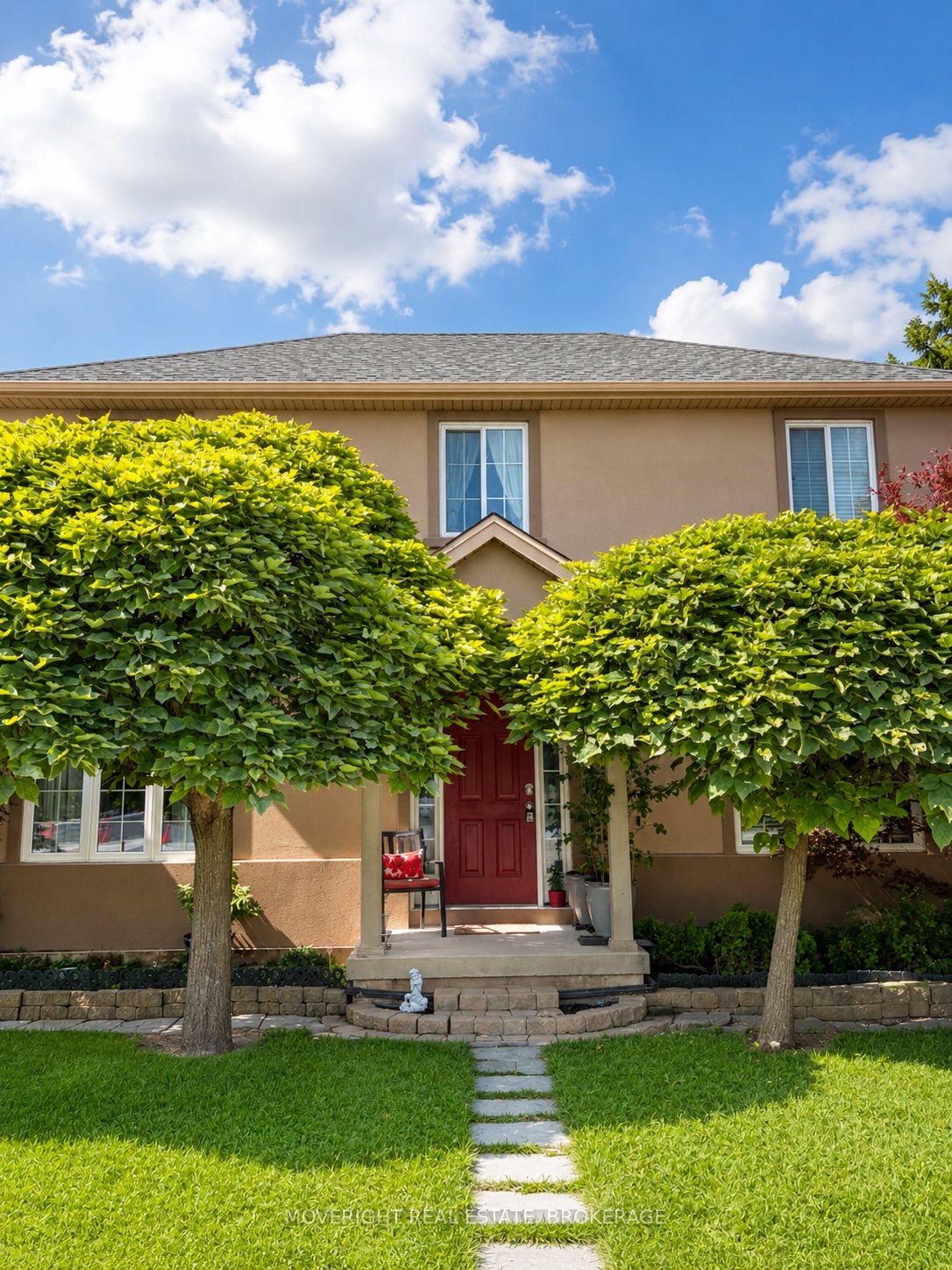 2 Leeson Street, St. Catharines, ON L2V 2R3 photo 4