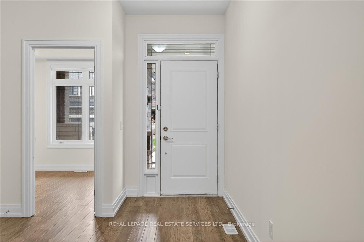 43 Kenesky Drive, Hamilton, ON L8B 1Y2 photo 3