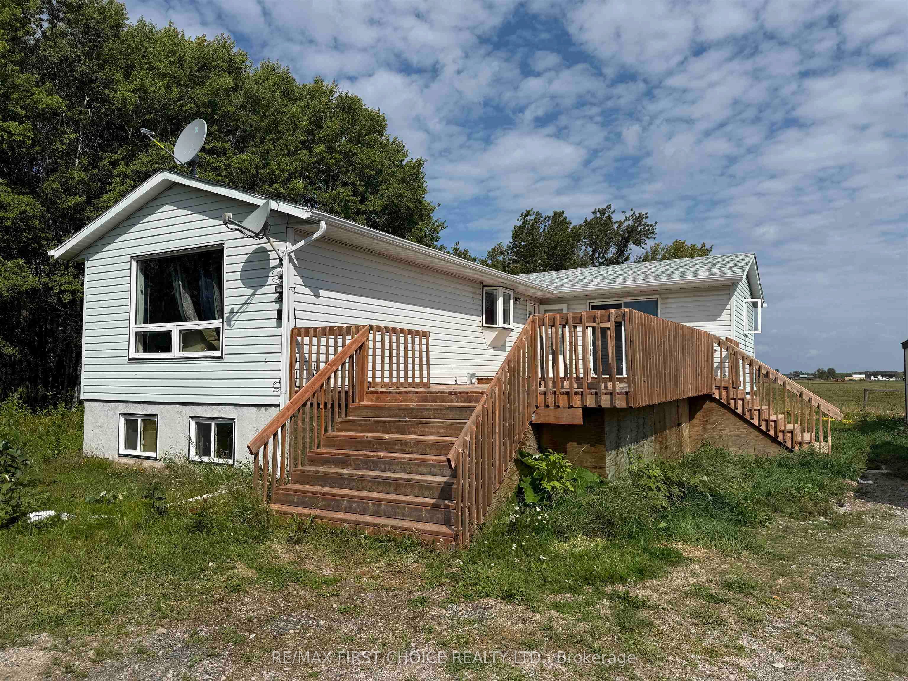 33 McDonald Road, Kenora Remote Area, ON P8N 3G2