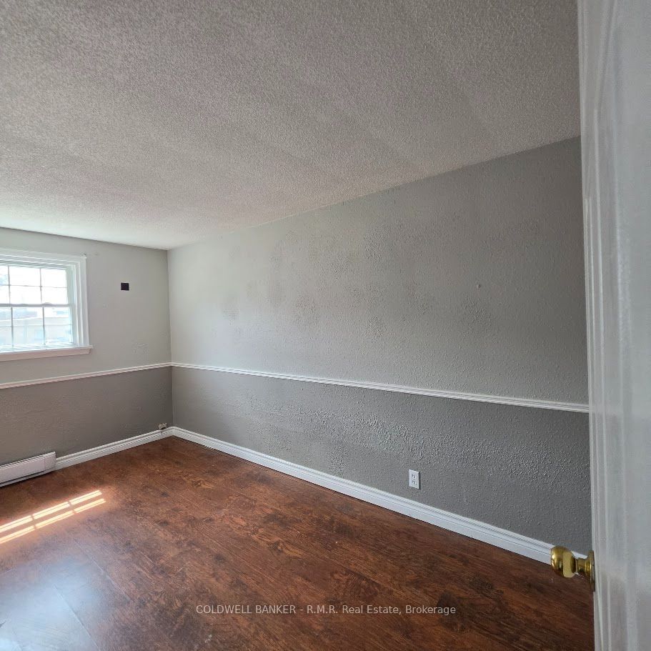 47 William Street N 6, Kawartha Lakes, ON K9V 3Z9 photo 2