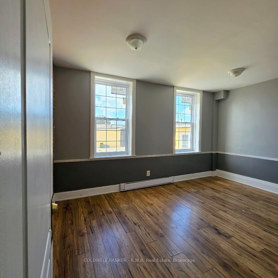 47 William Street N 2, Kawartha Lakes, ON K9V 3Z9 photo 3