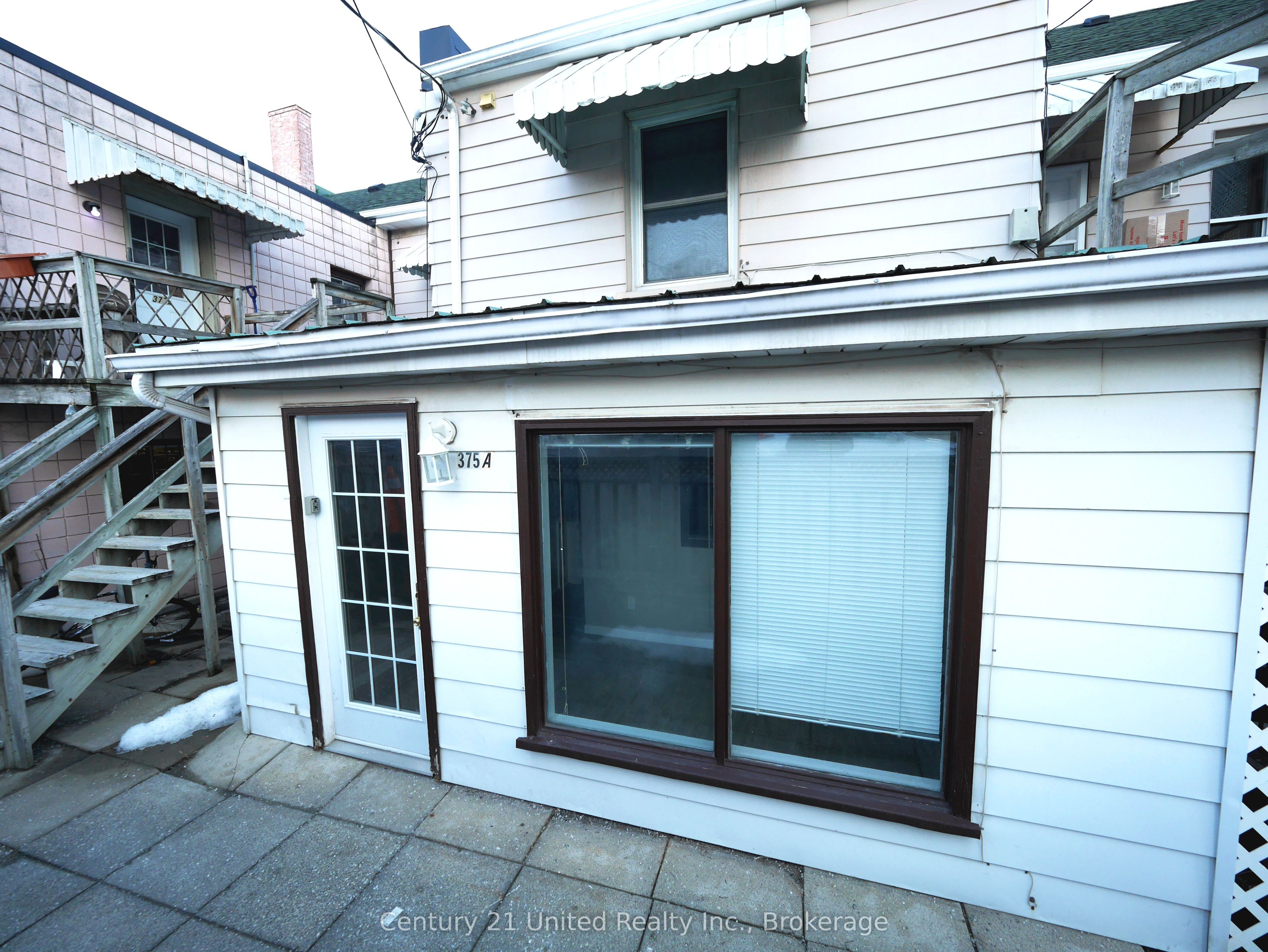 375A Queen Street, Peterborough, ON K9H 3J7 photo 3