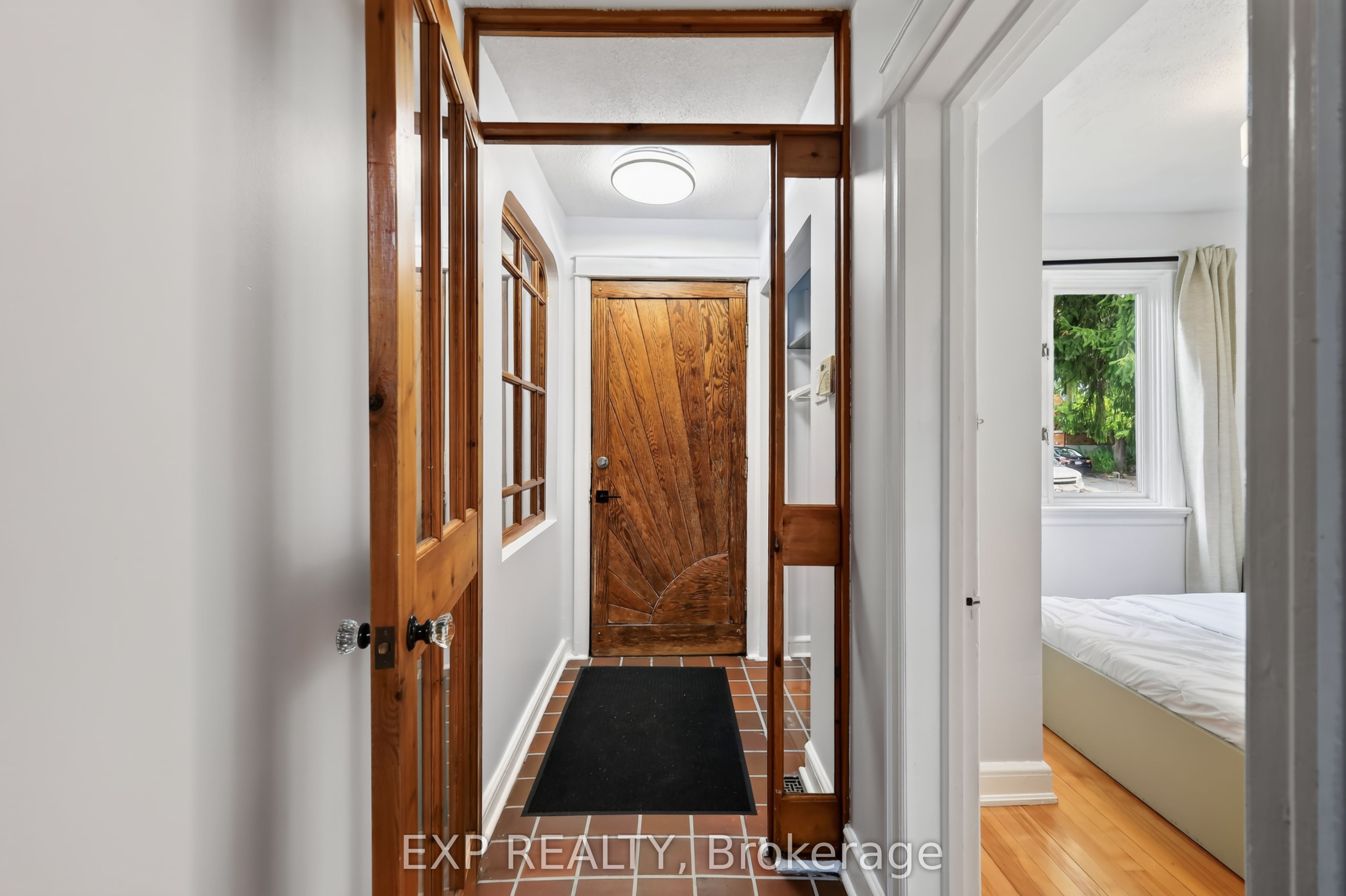 1220 Collins Avenue, Hunt Club - South Keys and Area, ON K1V 6E1 photo 5
