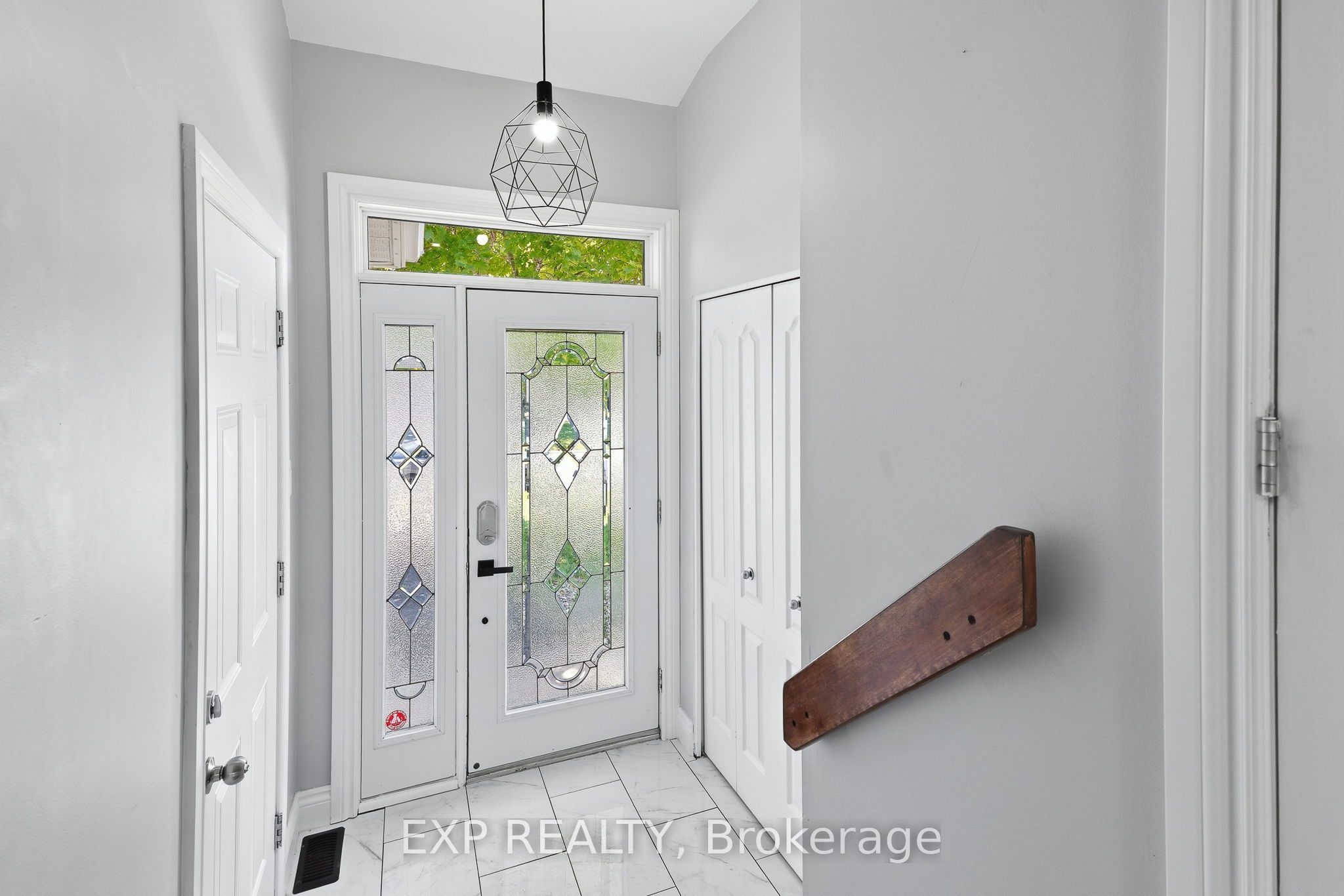 2608 Raymond Street, Clarence-Rockland, ON K4K 0B6 photo 5