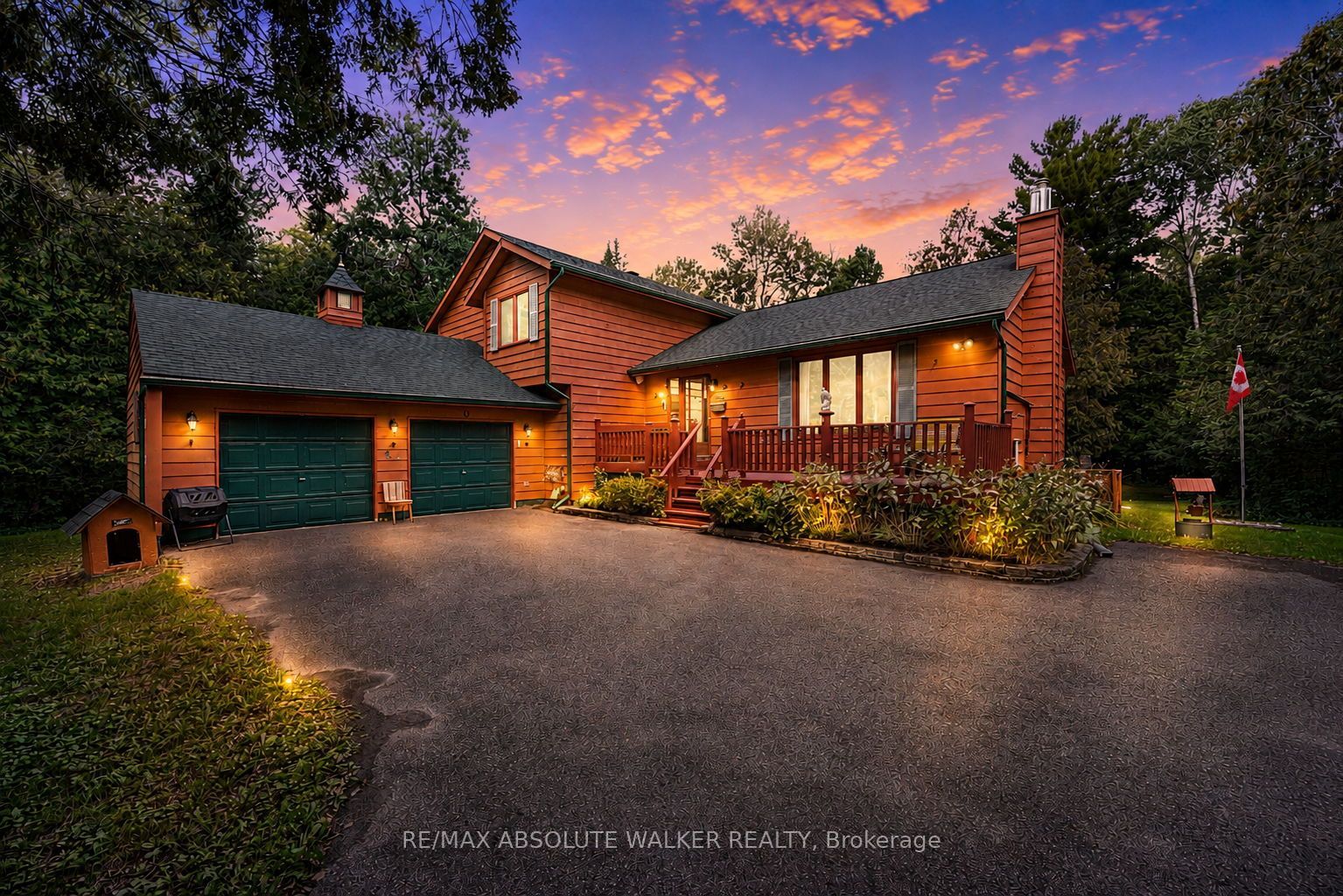 219 Deerwood Drive, Carp - Dunrobin - Huntley - Fitzroy and Area, ON K0A 2H0