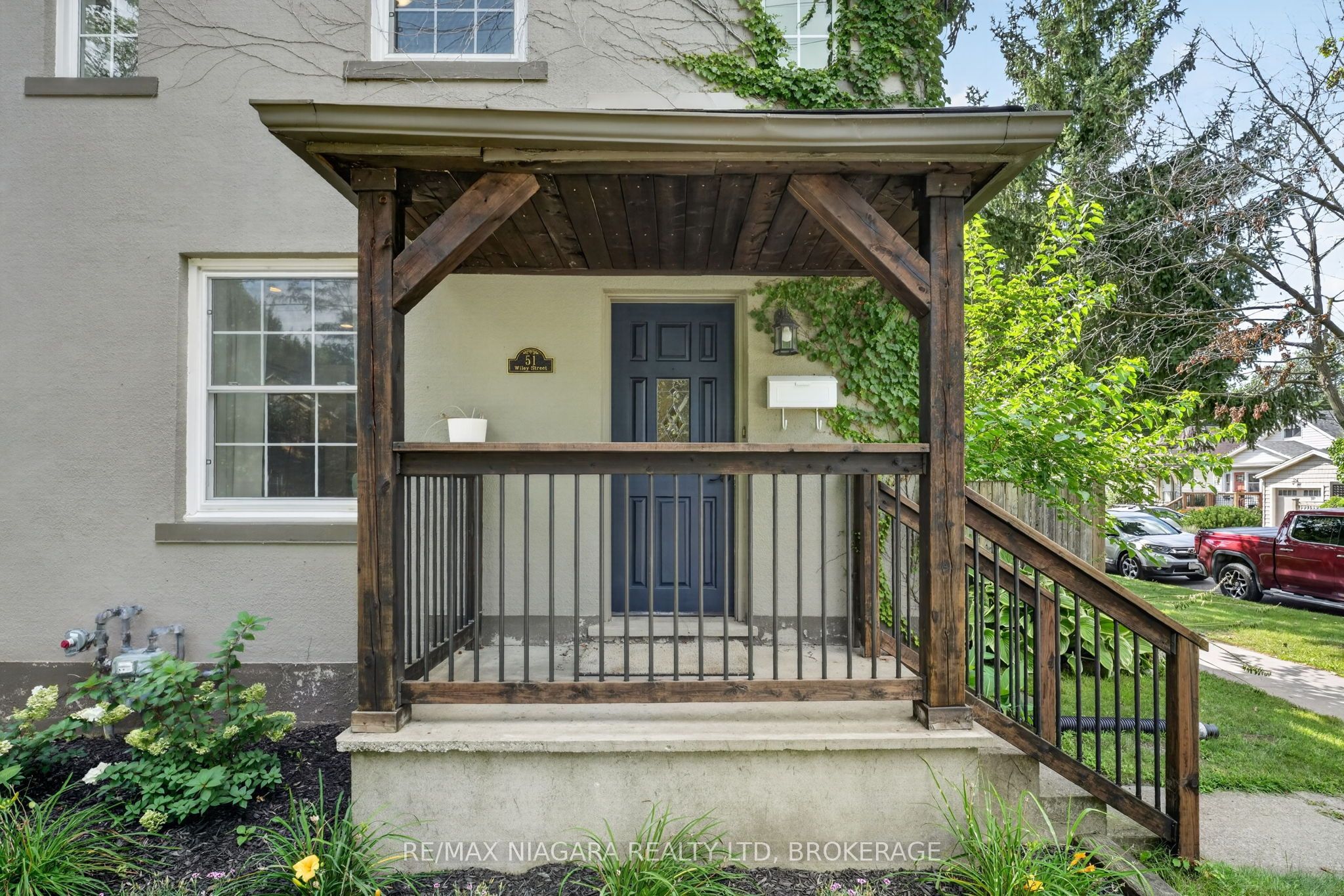51 Wiley Street, St. Catharines, ON L2R 4G1 photo 3