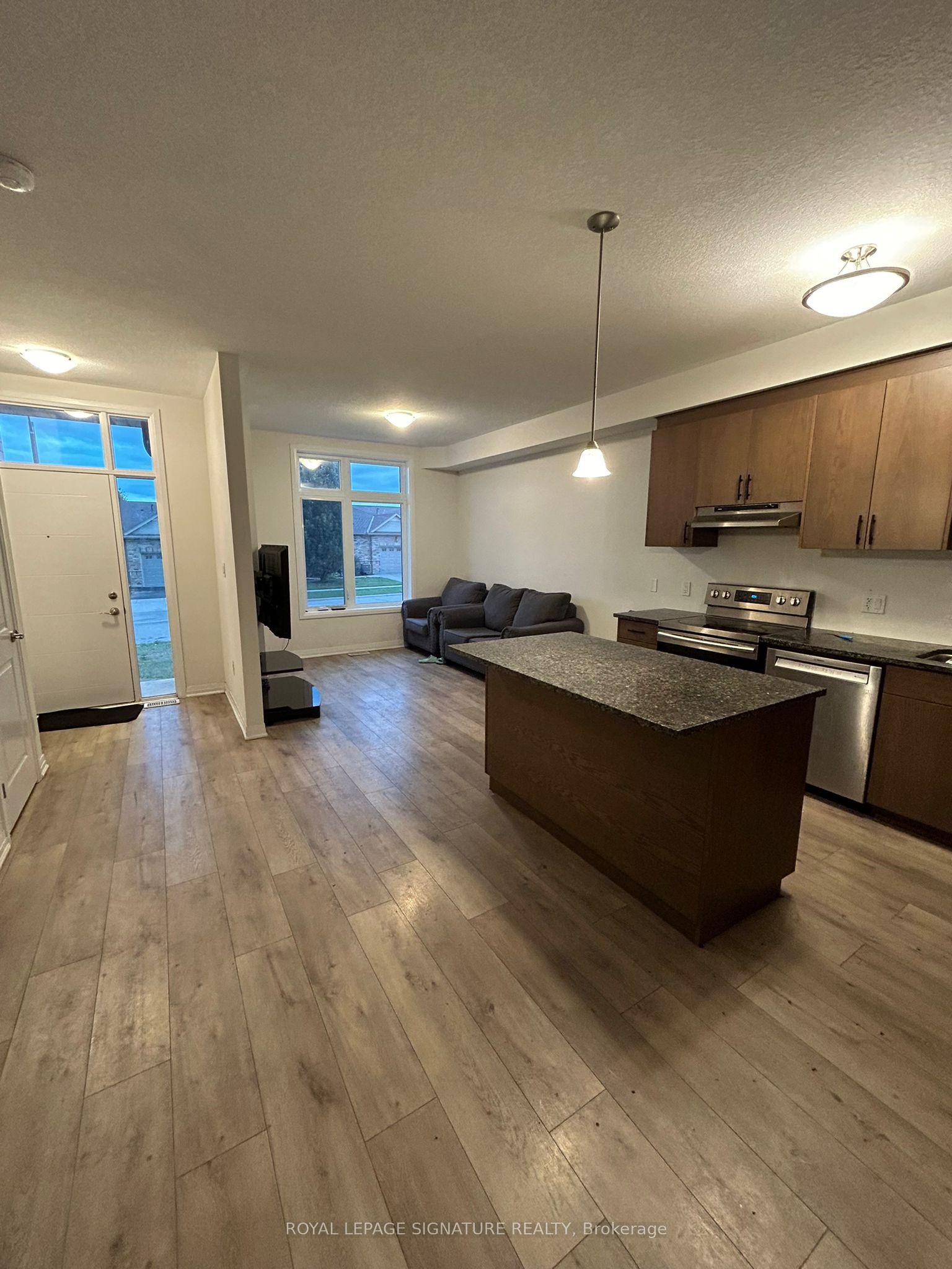25 Isherwood Avenue 135, Cambridge, ON N1R 0E2 photo 4