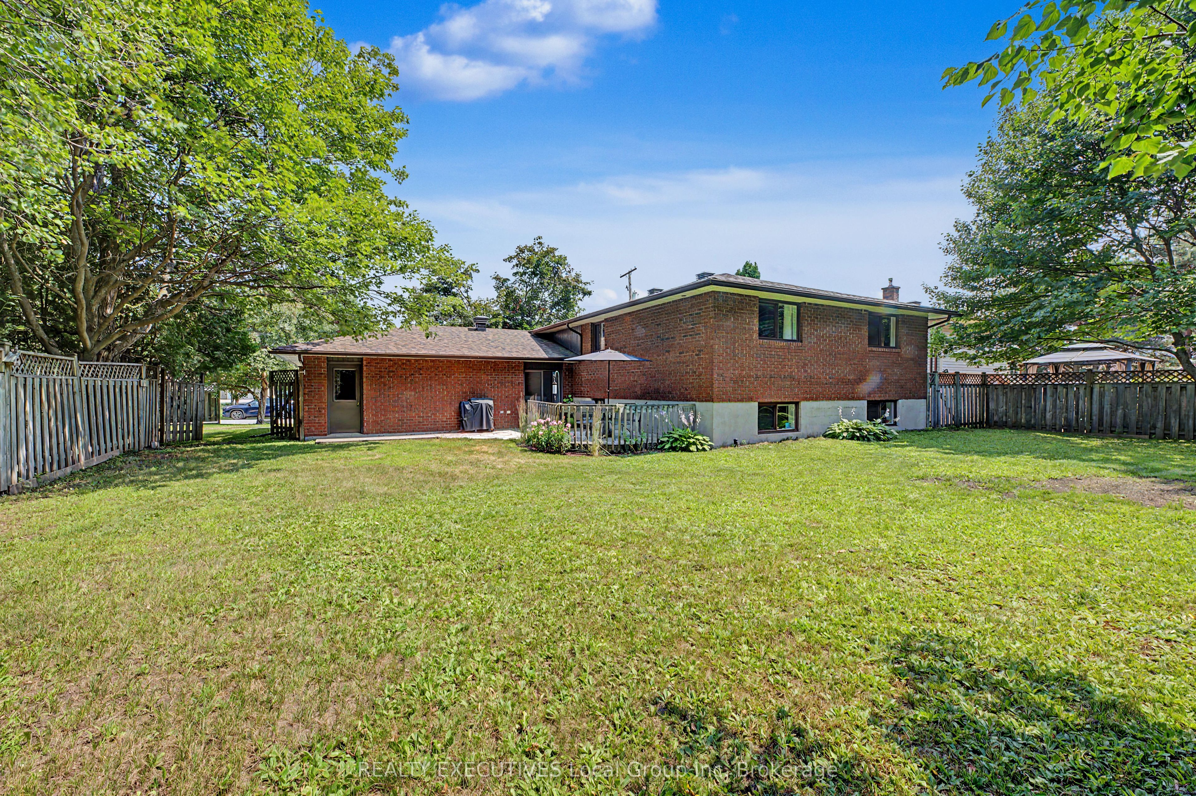 243 LITTLE DOWN Lane, North Bay, ON P1B 8G2 photo 2