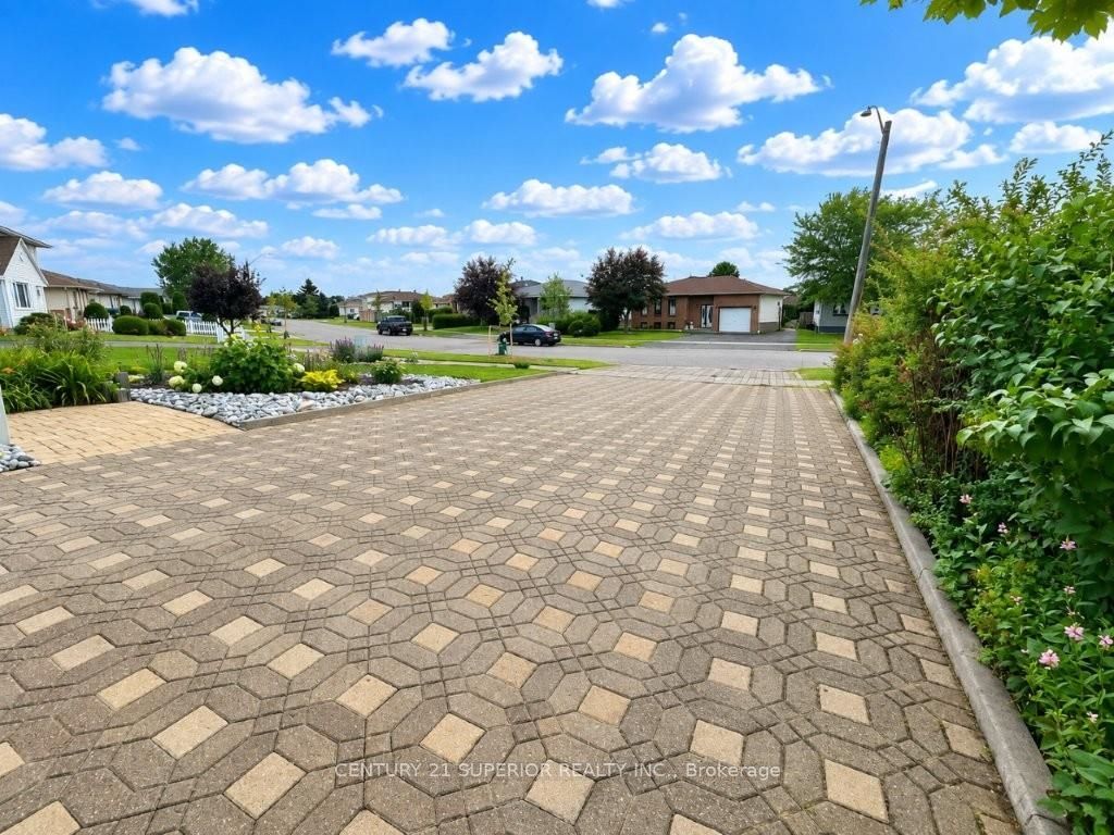 108 Flamingo Drive, Thunder Bay, ON P7B 6K1 photo 3