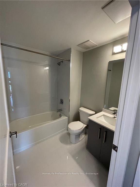 15 Queen Street S 1410, Hamilton, ON L8P 3R6 photo 5