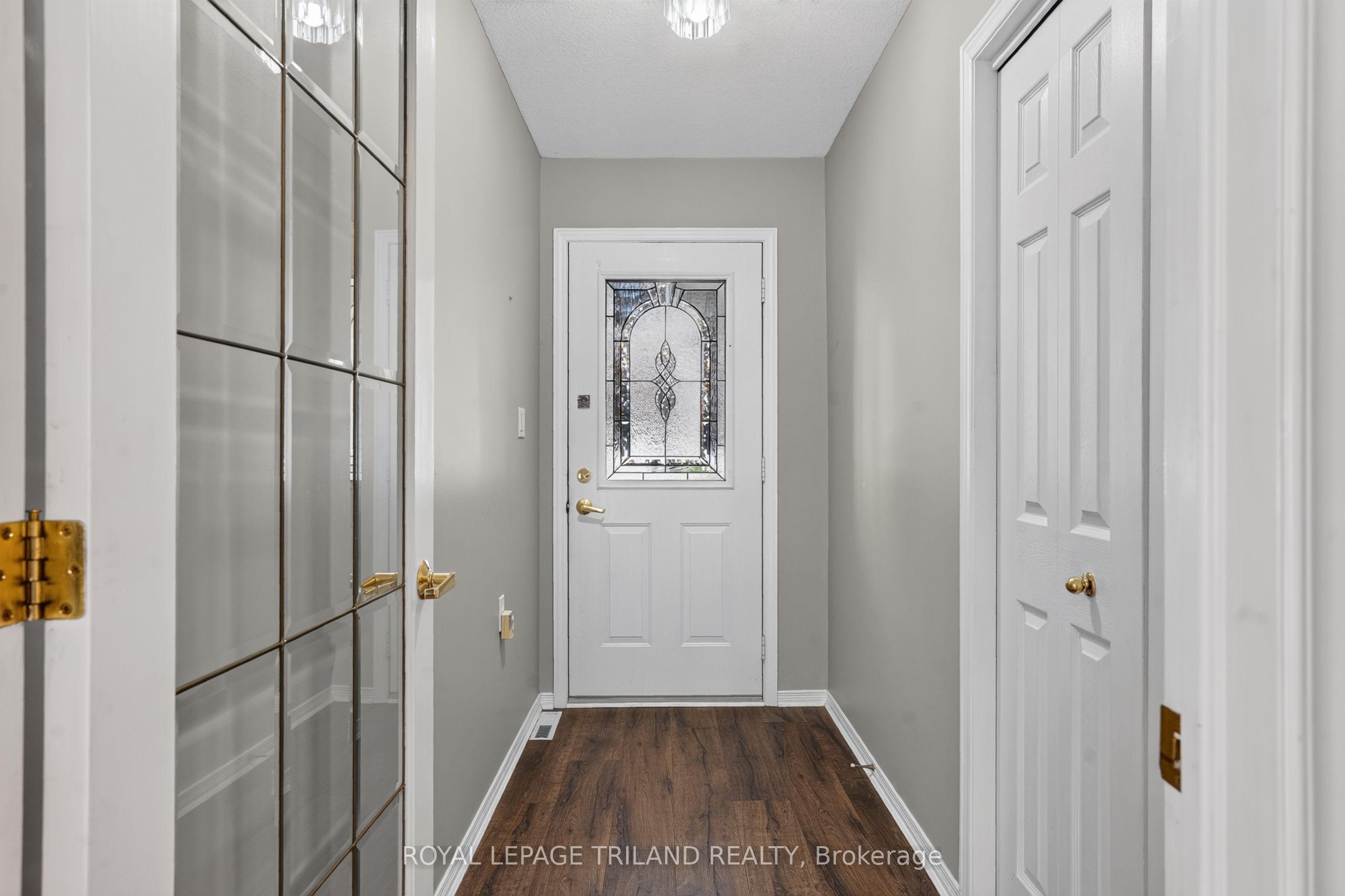 52 Ilderbrook Circle, Middlesex Centre, ON N0M 2A0 photo 3
