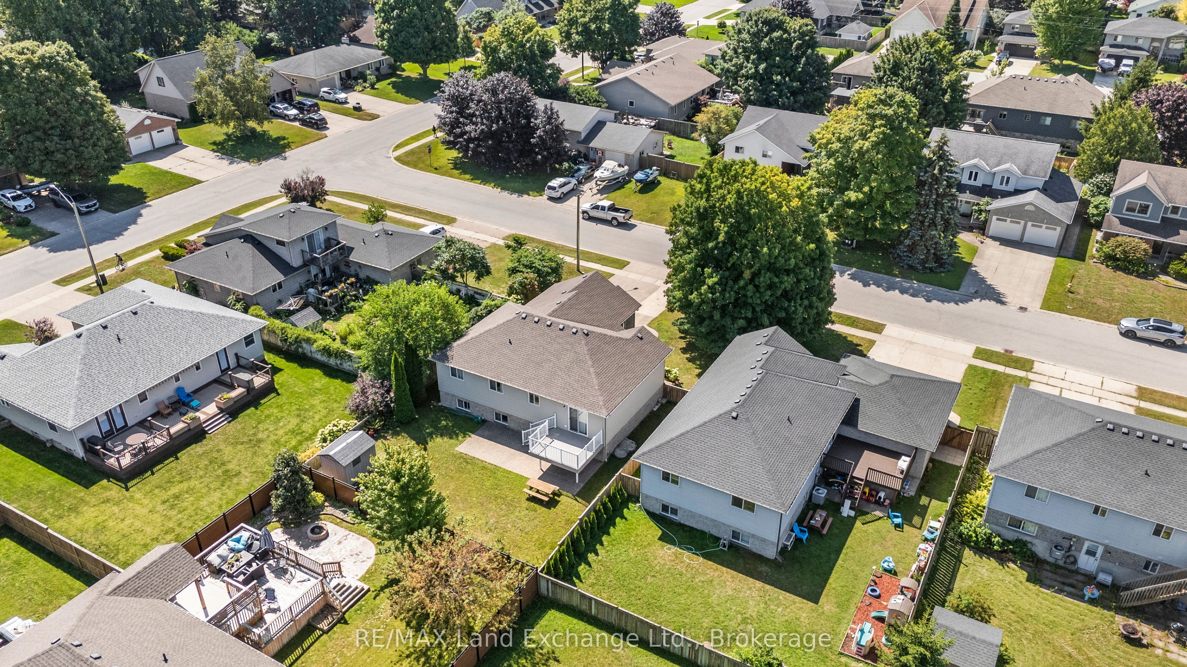 513 Peirson Avenue, Saugeen Shores, ON N0H 2C1 photo 5