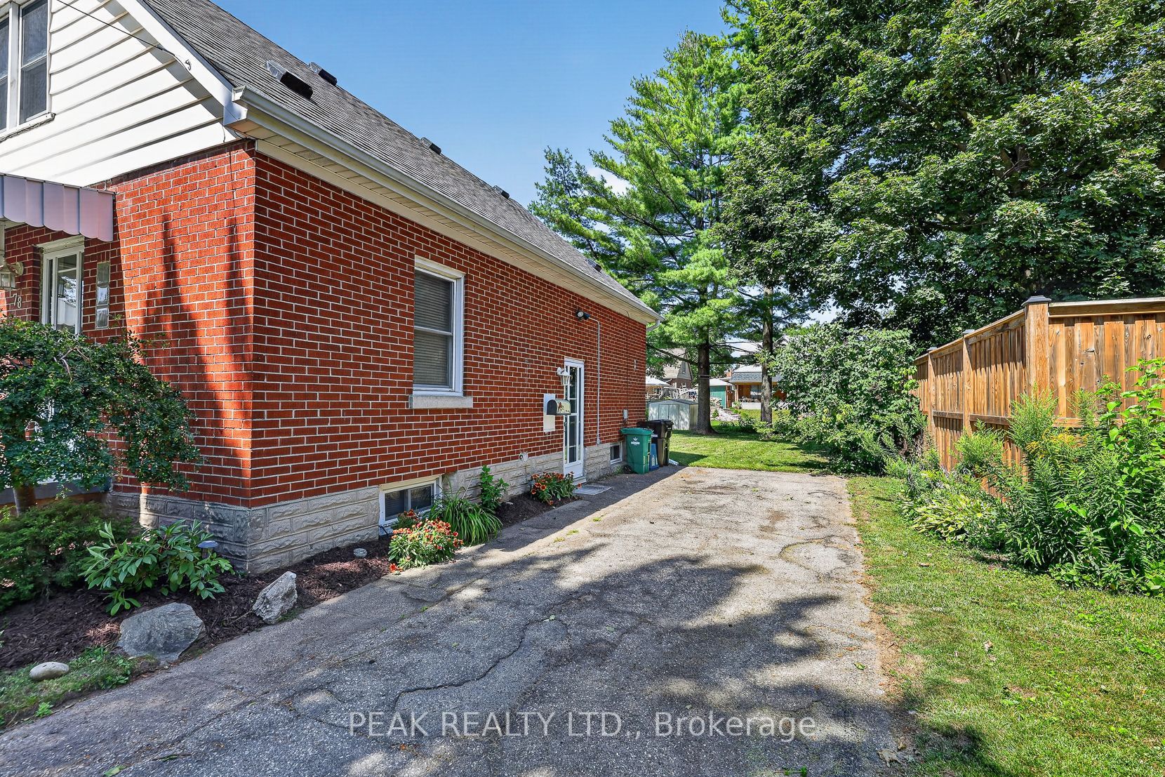 78 Belleview Avenue, Kitchener, ON N2B 1G5 photo 4