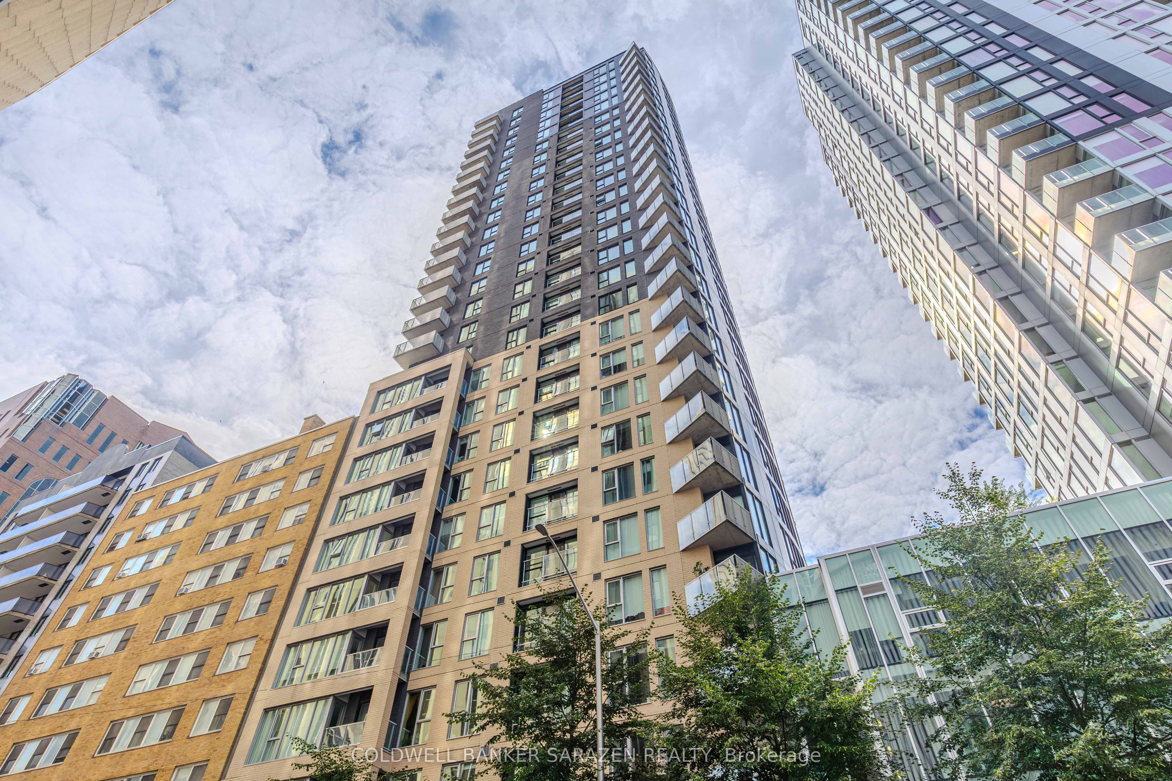 40 Nepean Street 1407, Ottawa Centre, ON K2P 0X5