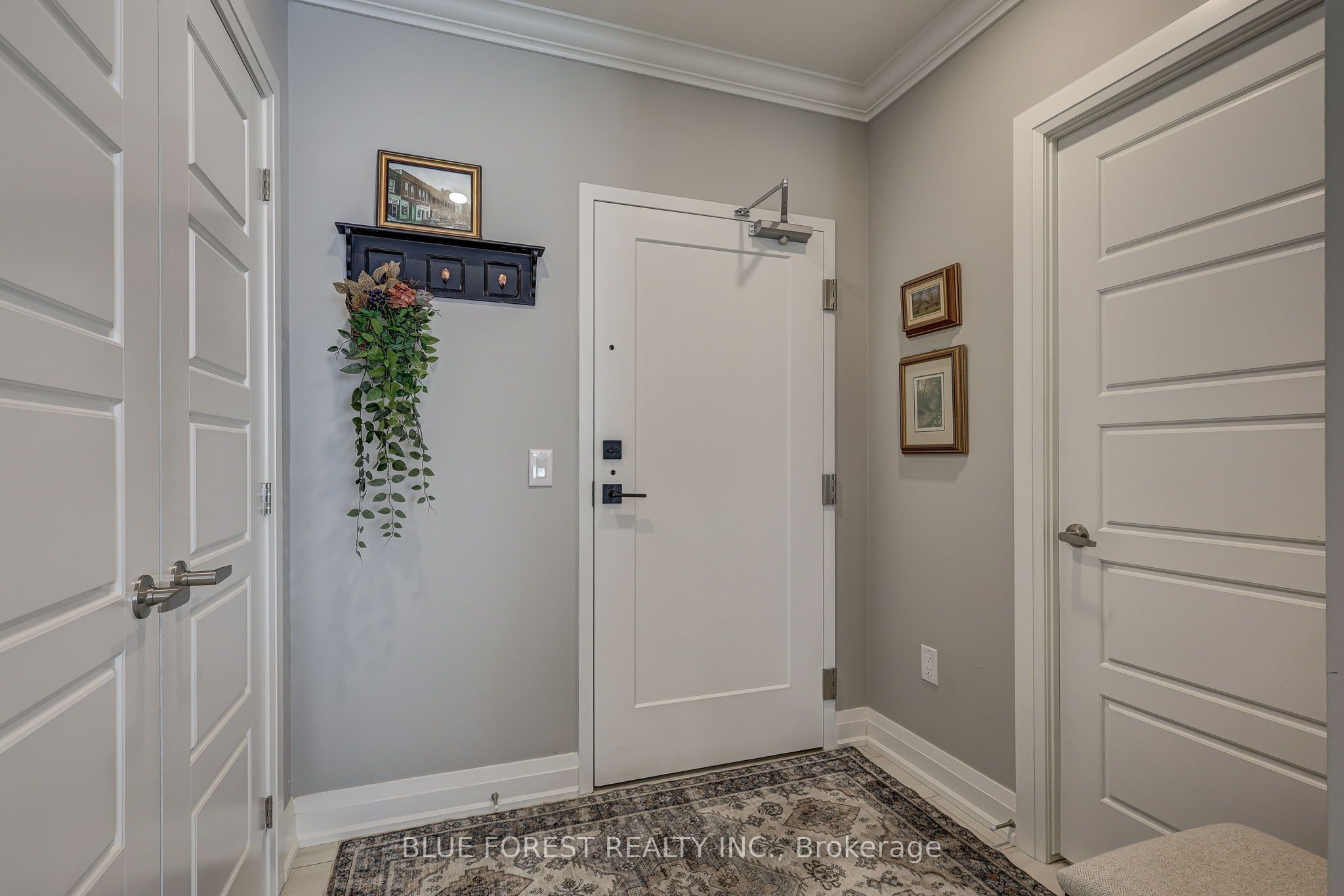 1975 Fountain Grass Drive 105, London South, ON N6K 0M3 photo 4