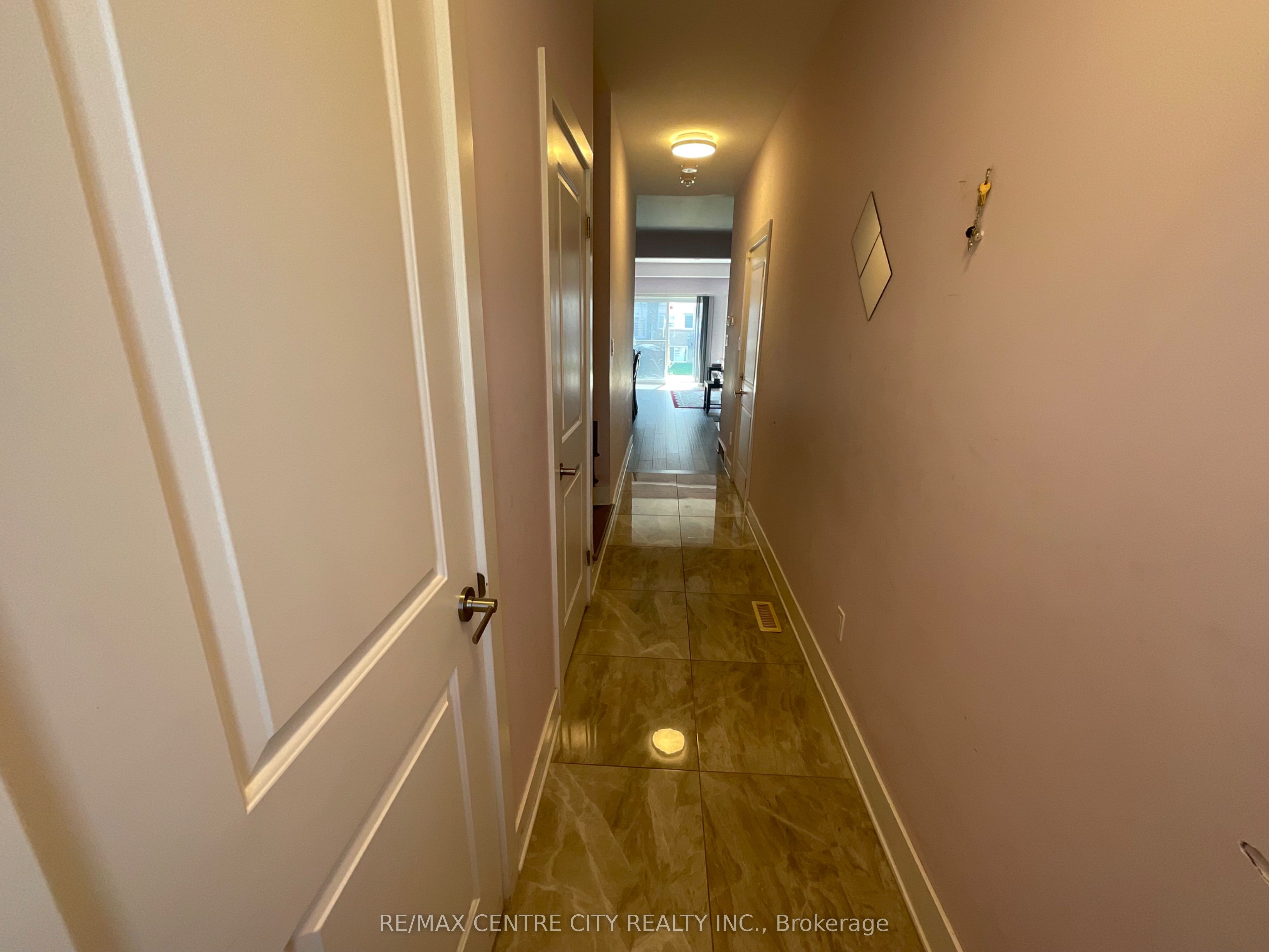 2609 HOLBROOK Drive 10, London South, ON N6M 0G2 photo 3