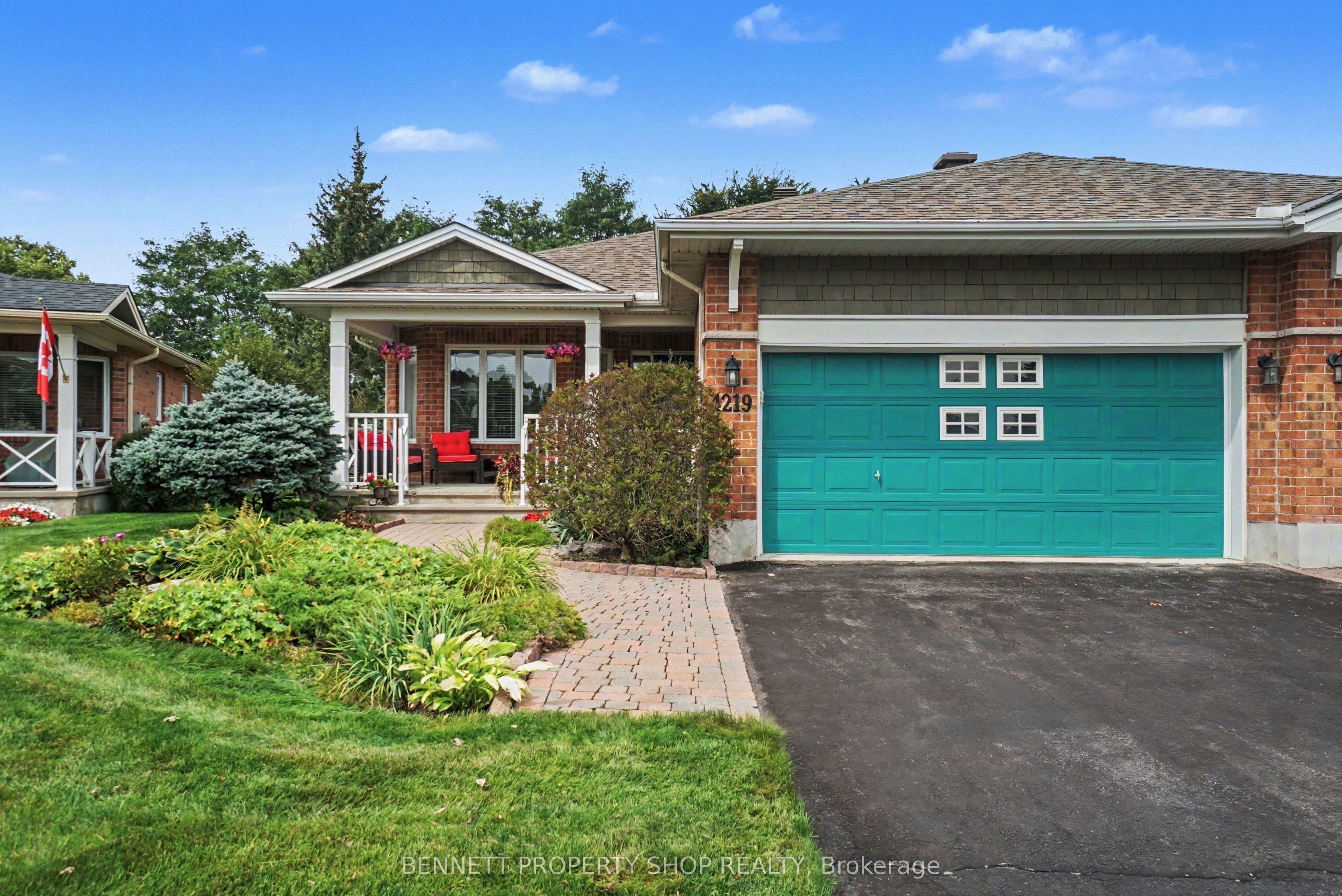 4219 Green Gables Lane, Blossom Park - Airport and Area, ON K1V 1W8