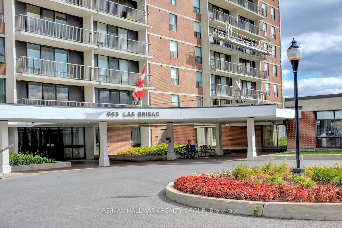 665 Bathgate Drive 1003, Overbrook - Castleheights and Area, ON K1K 3Y4 photo 3