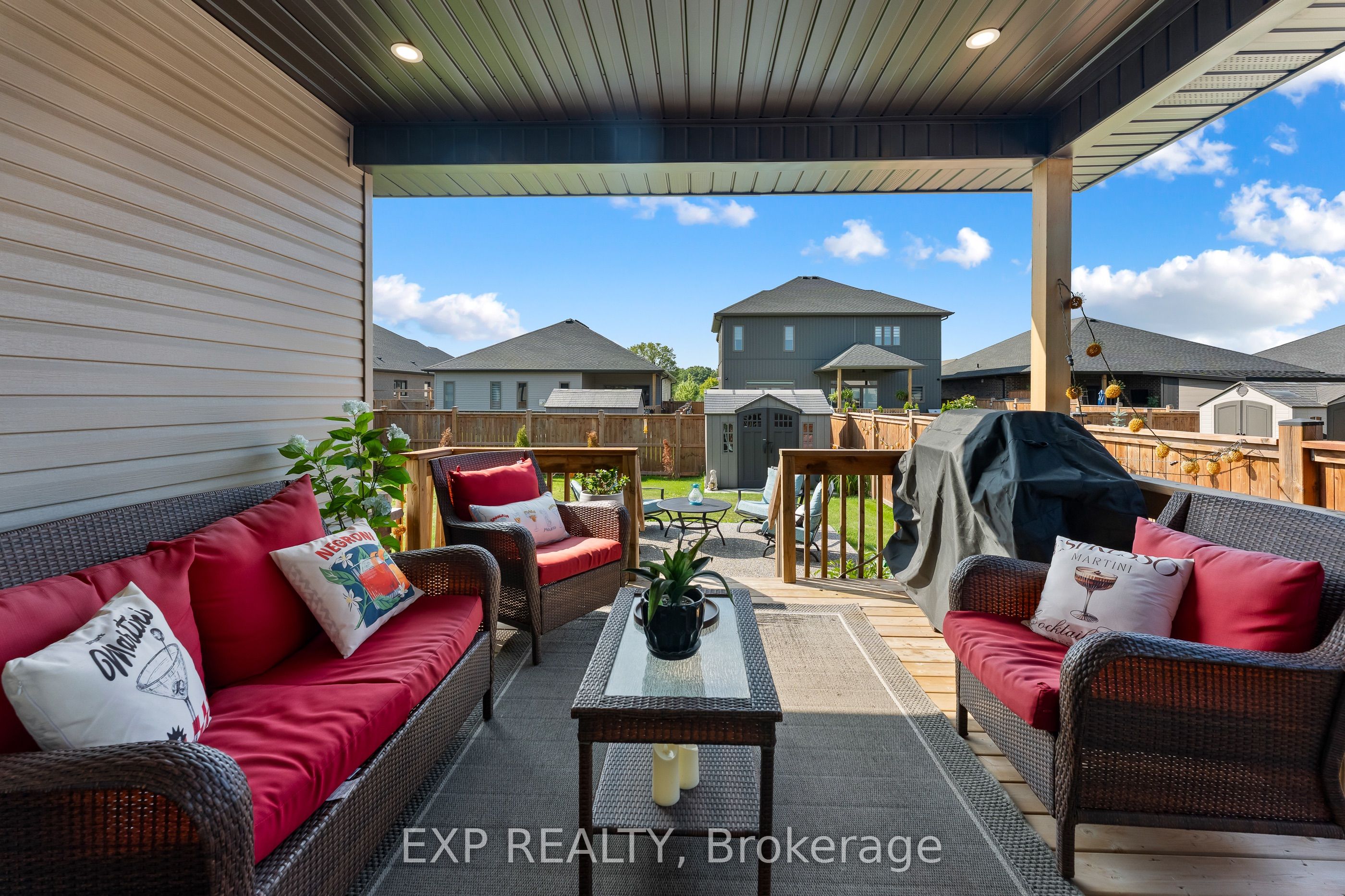 747 Gaiser Road, Welland, ON L3C 0E4 photo 2