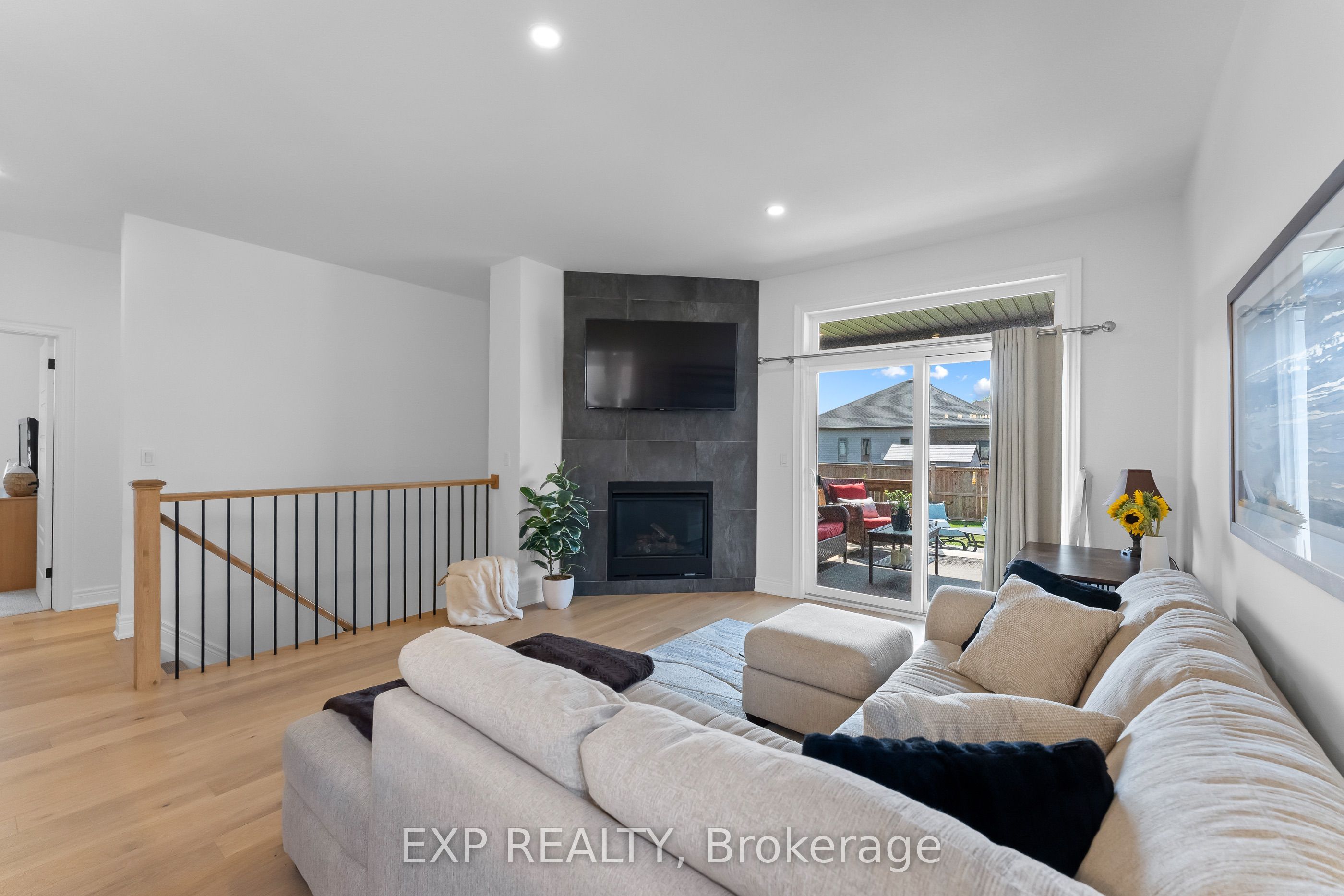 747 Gaiser Road, Welland, ON L3C 0E4 photo 4