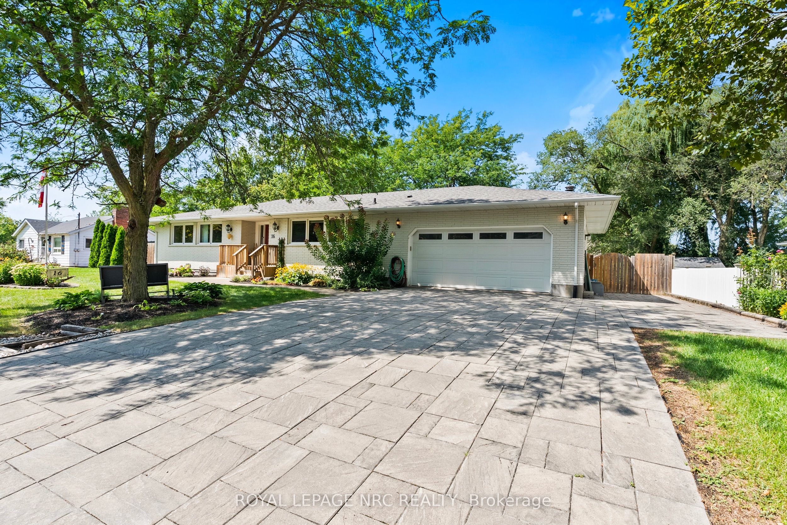 16 DUMFRIES Street, Niagara-on-the-Lake, ON L0S 1L0 photo 3