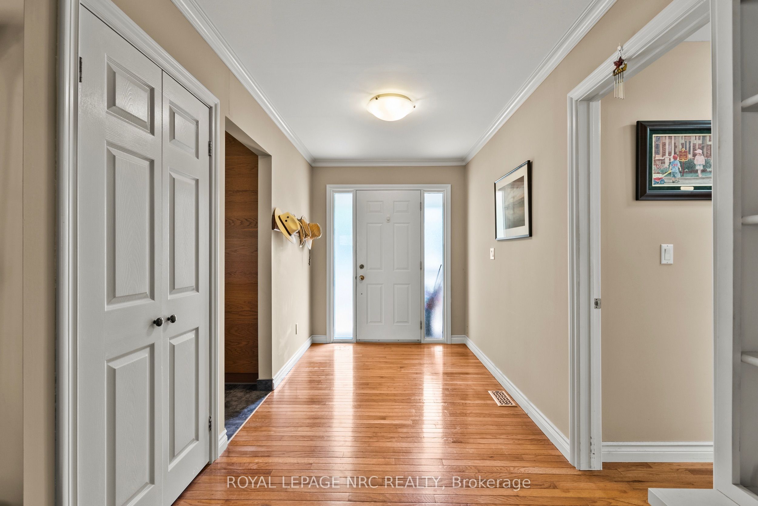 16 DUMFRIES Street, Niagara-on-the-Lake, ON L0S 1L0 photo 5