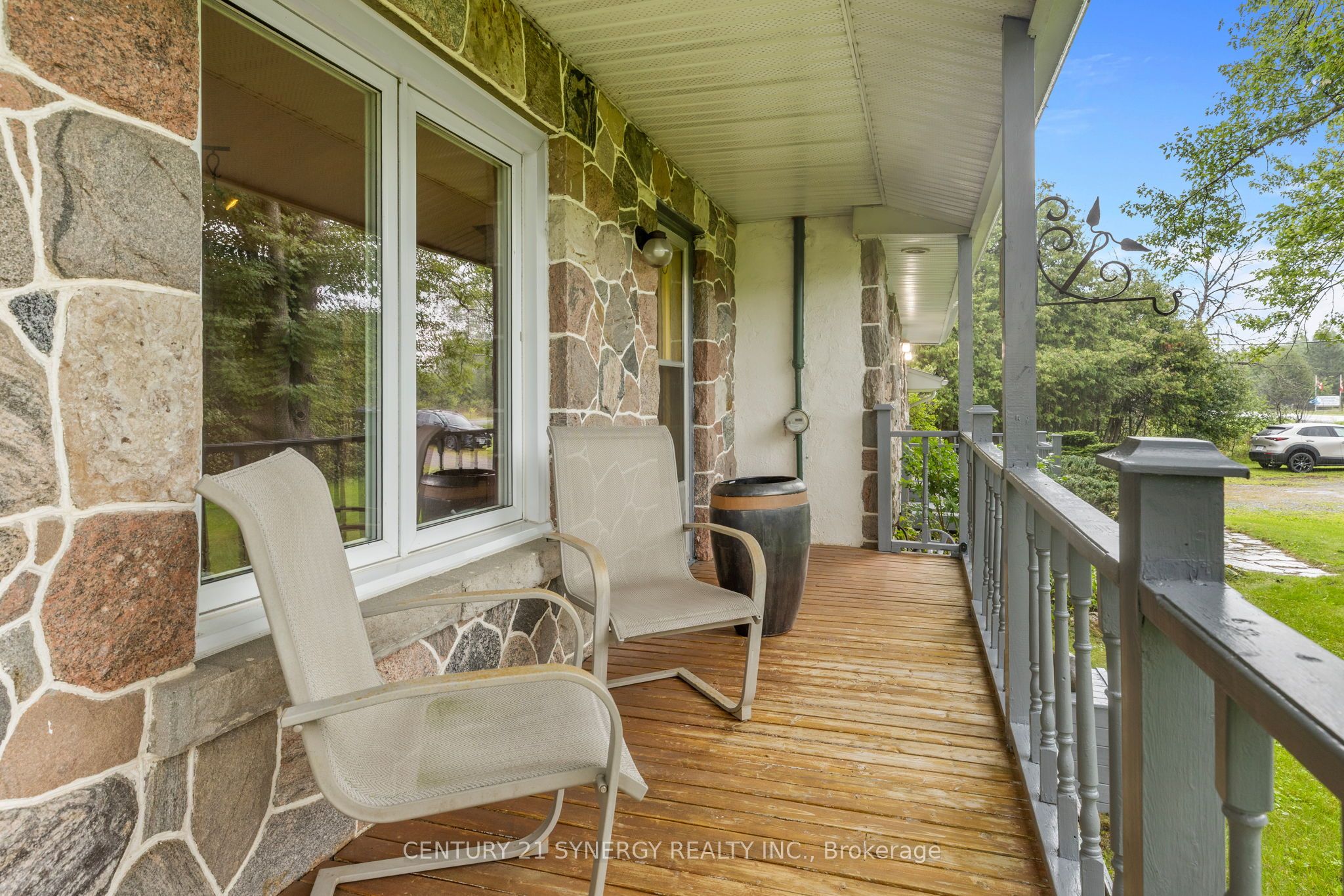 8567 Franktown Road, Stittsville - Munster - Richmond, ON K0A 1B0 photo 3