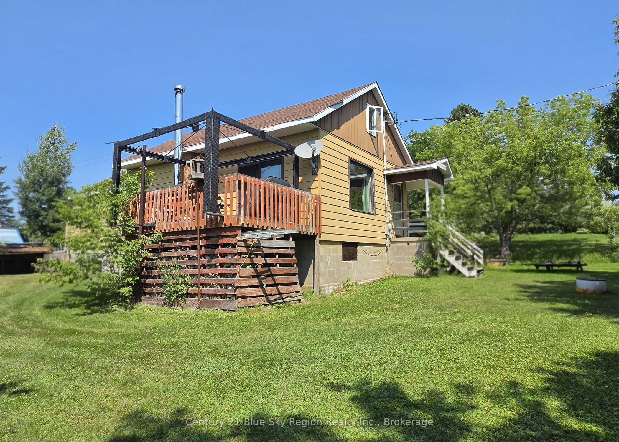 109 James Street, Bonfield, ON P0H 1E0 photo 2