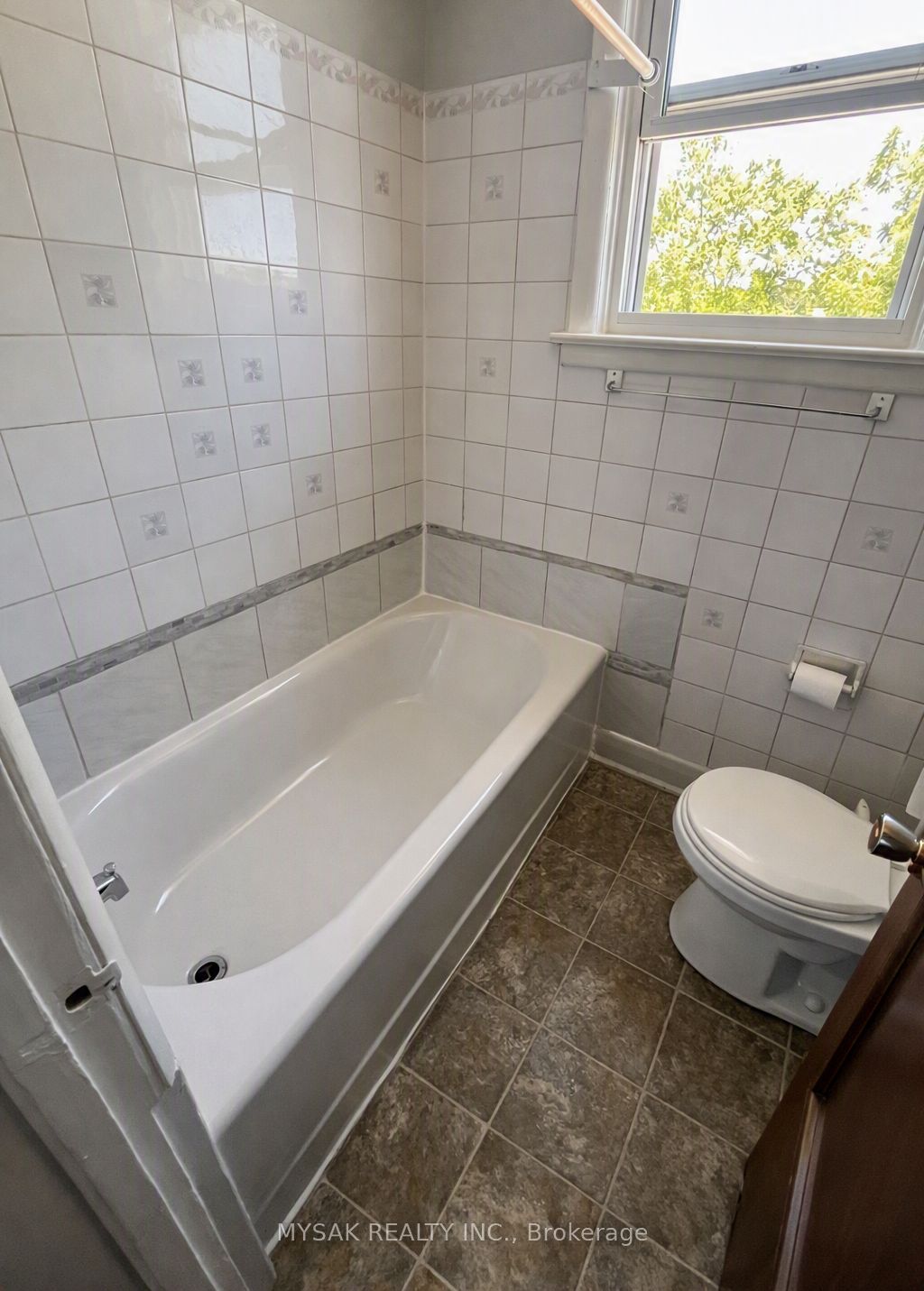 15 Wauchope Avenue, Cambridge, ON N1R 1A6 photo 5