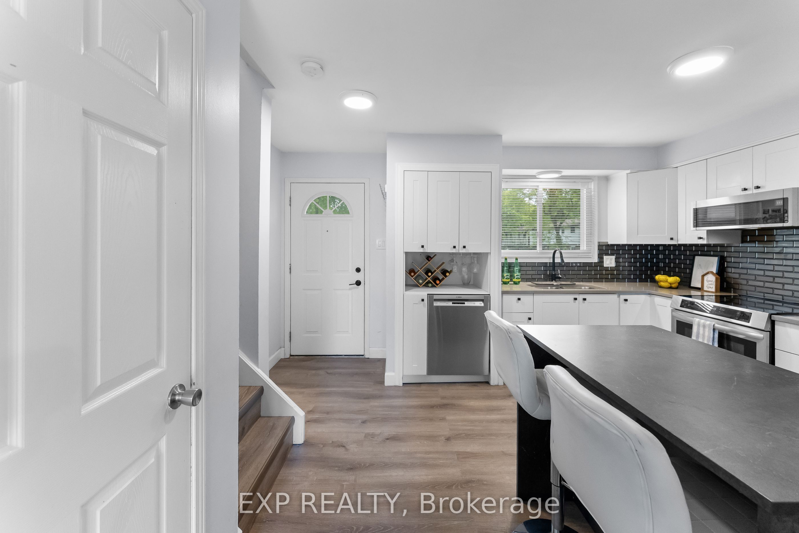 3322 Addison Avenue 10, Niagara Falls, ON L2J 3L1 photo 3