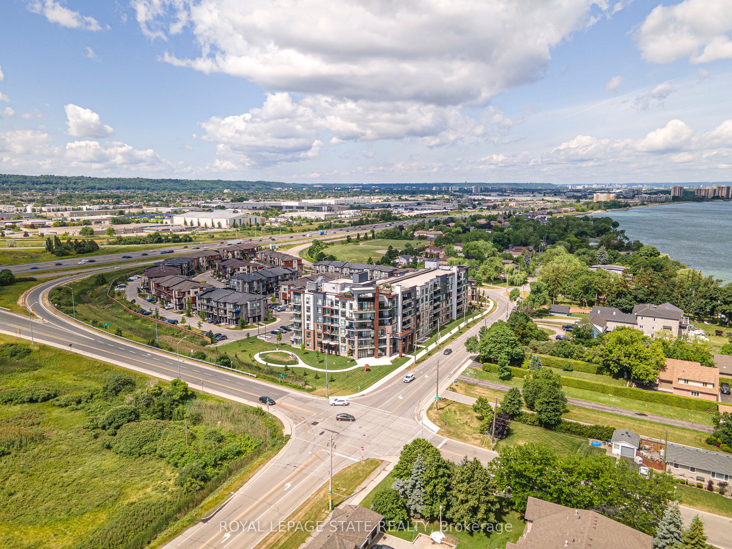 600 North Service Road 301, Hamilton, ON L8E 0L2 photo 3