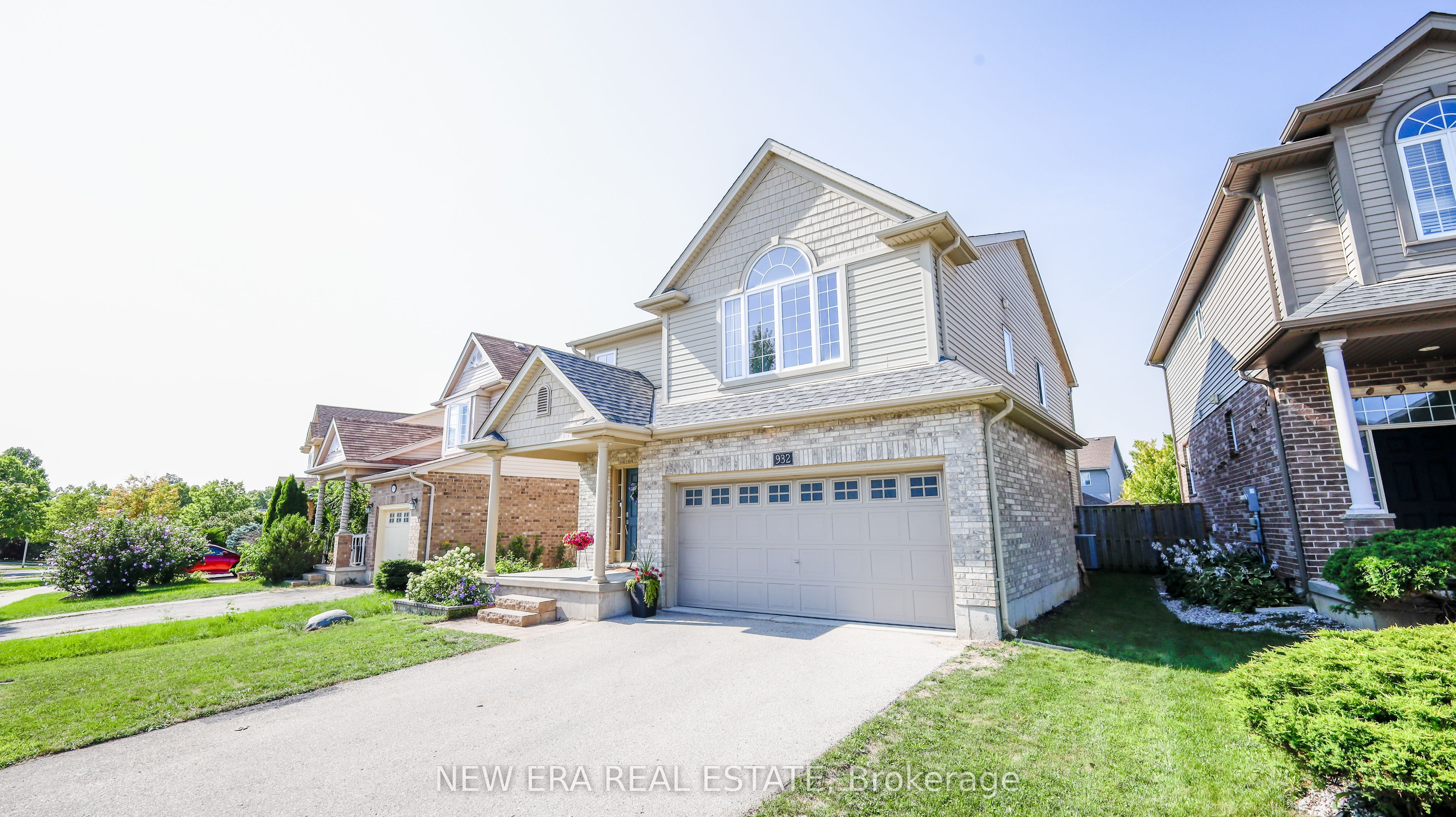 932 Grenfell Drive, London North, ON N5X 4R8 photo 2